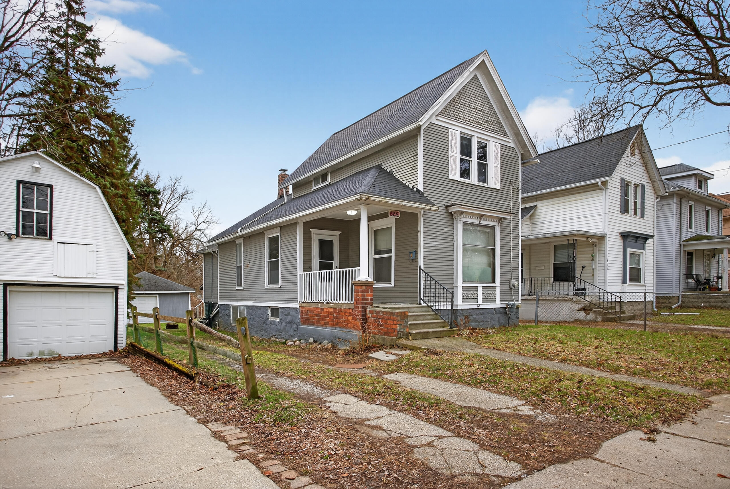 609 Webb Street Property Photo 39