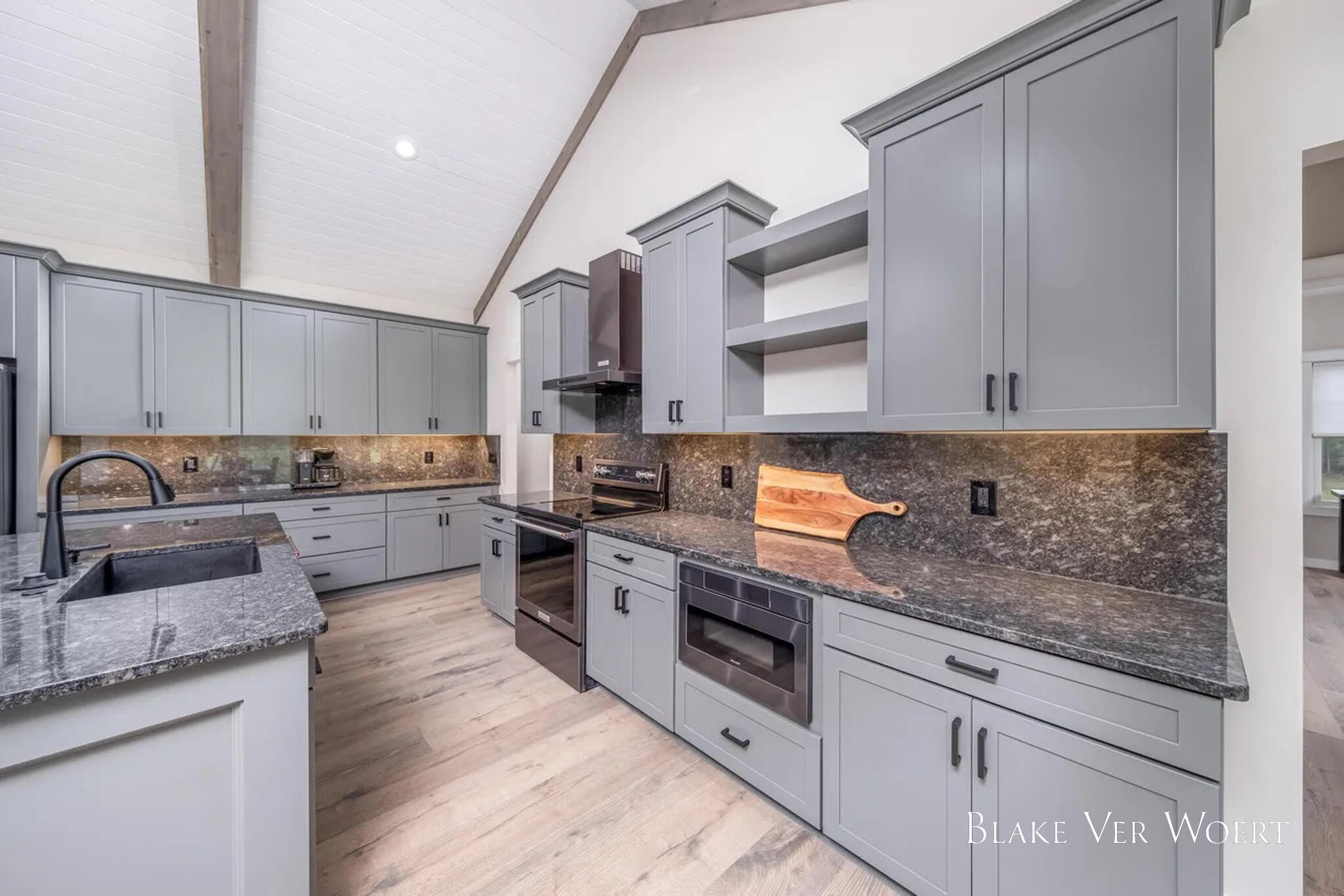 13980 12 Mile Property Photo 18