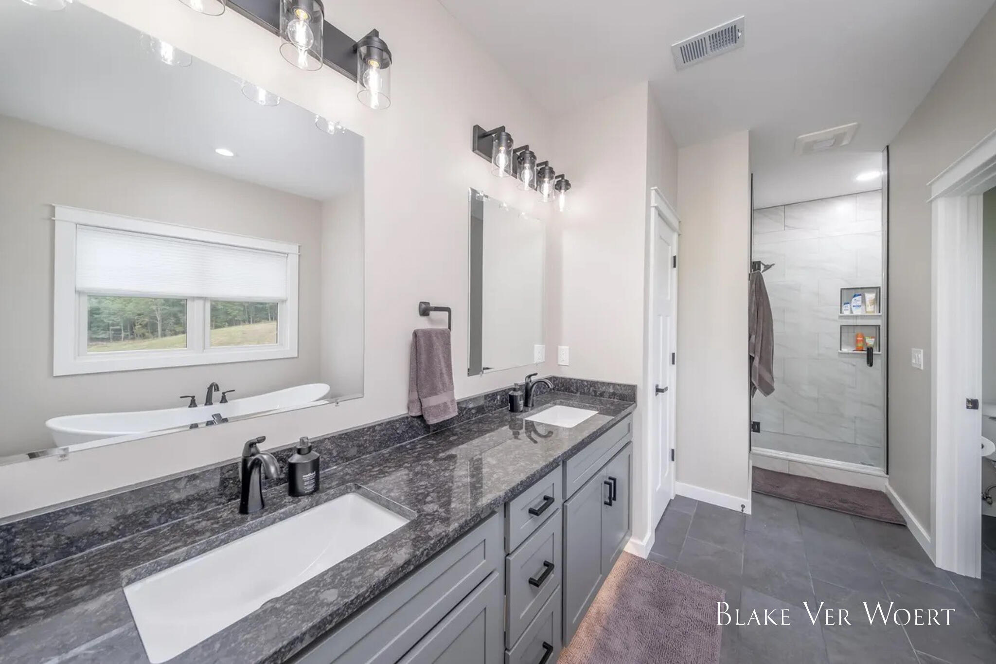 13980 12 Mile Property Photo 22