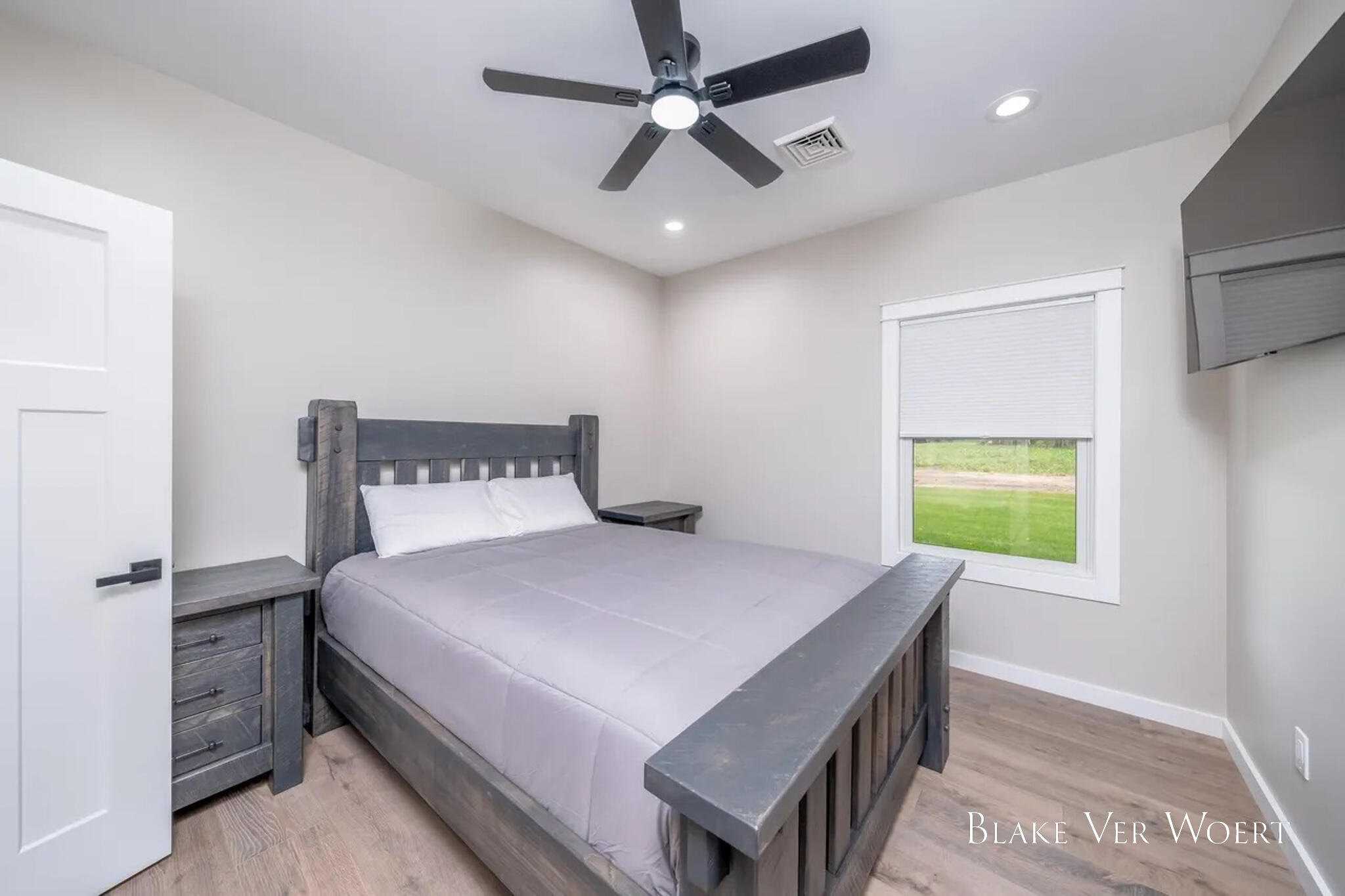 13980 12 Mile Property Photo 36