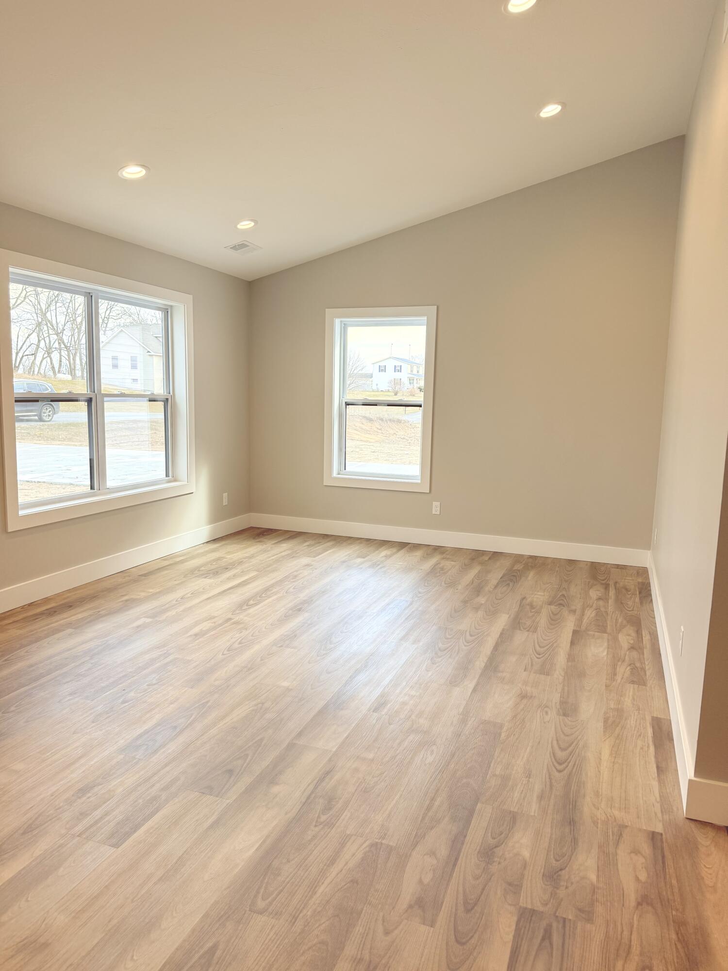 4429 Meadow Brook Lane Property Photo 10