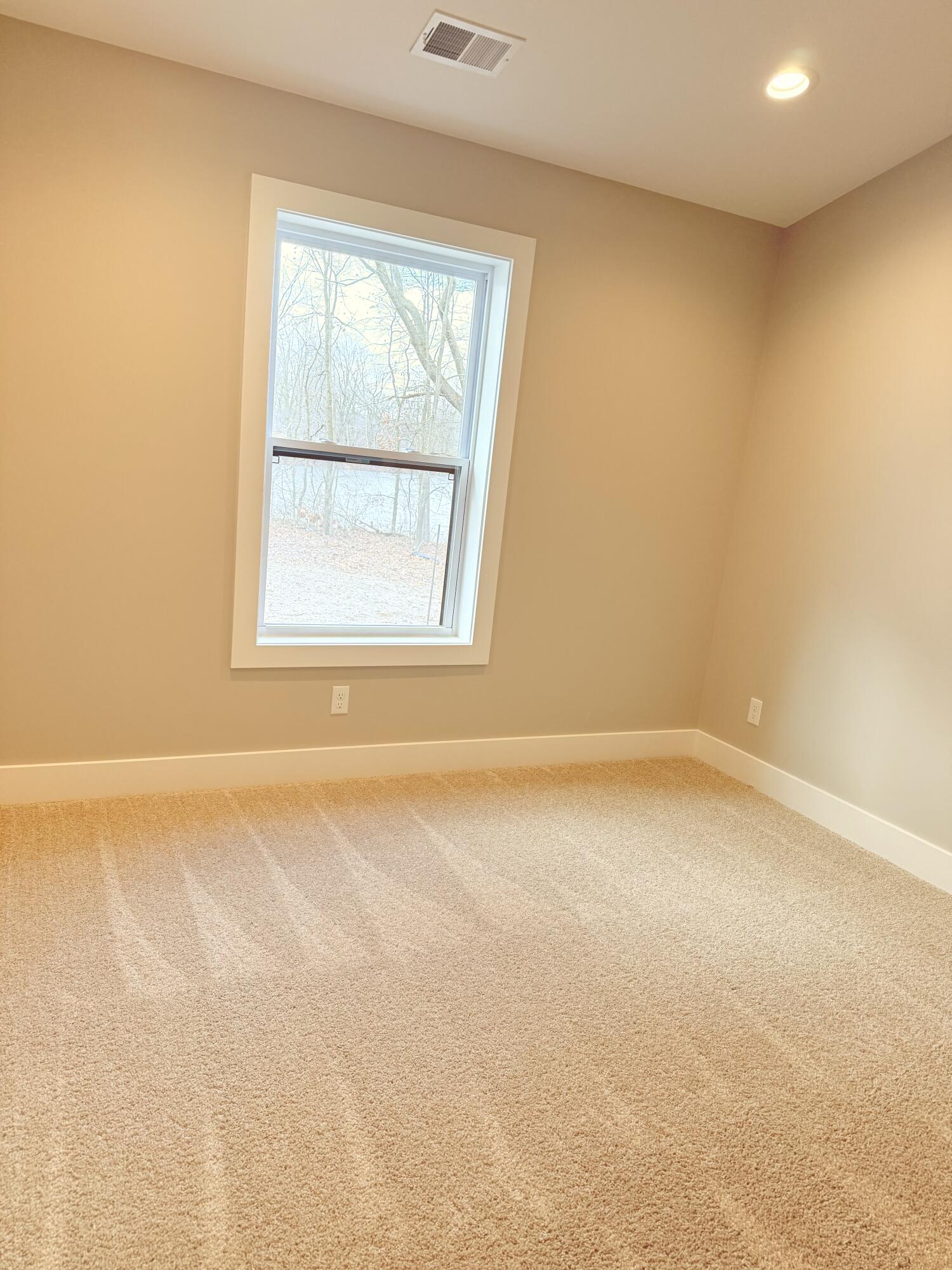 4429 Meadow Brook Lane Property Photo 15