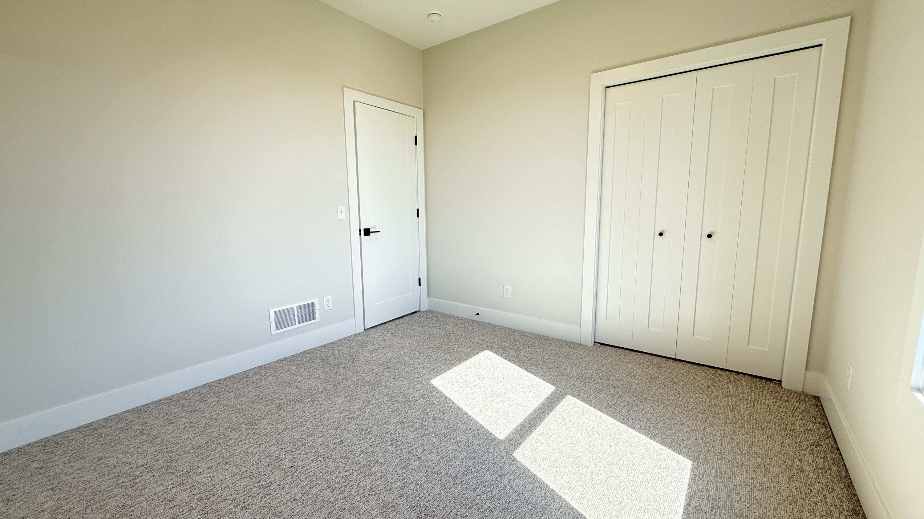 312 Edison Court 28 Property Photo 32
