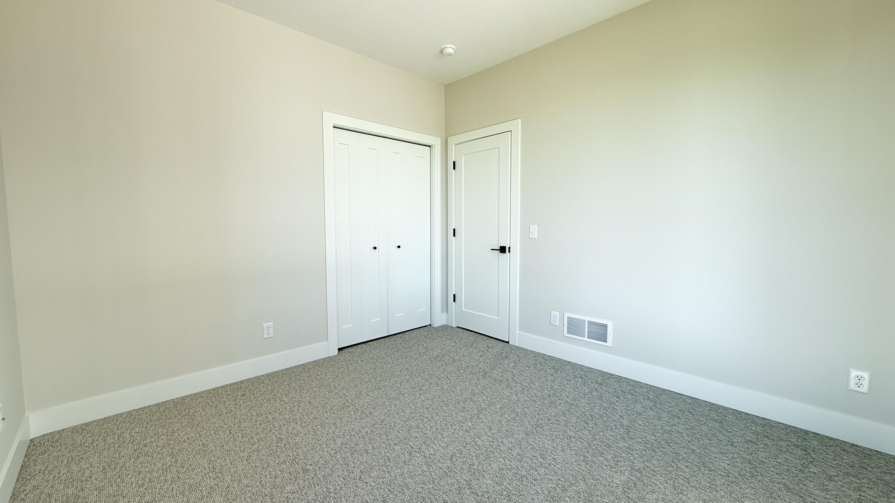 312 Edison Court 28 Property Photo 34