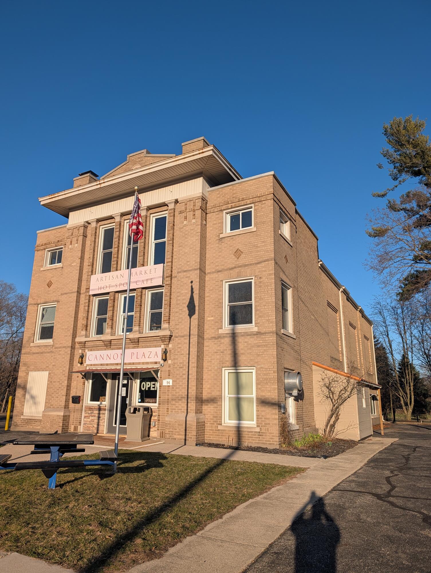 94 N Union Street Property Photo 2