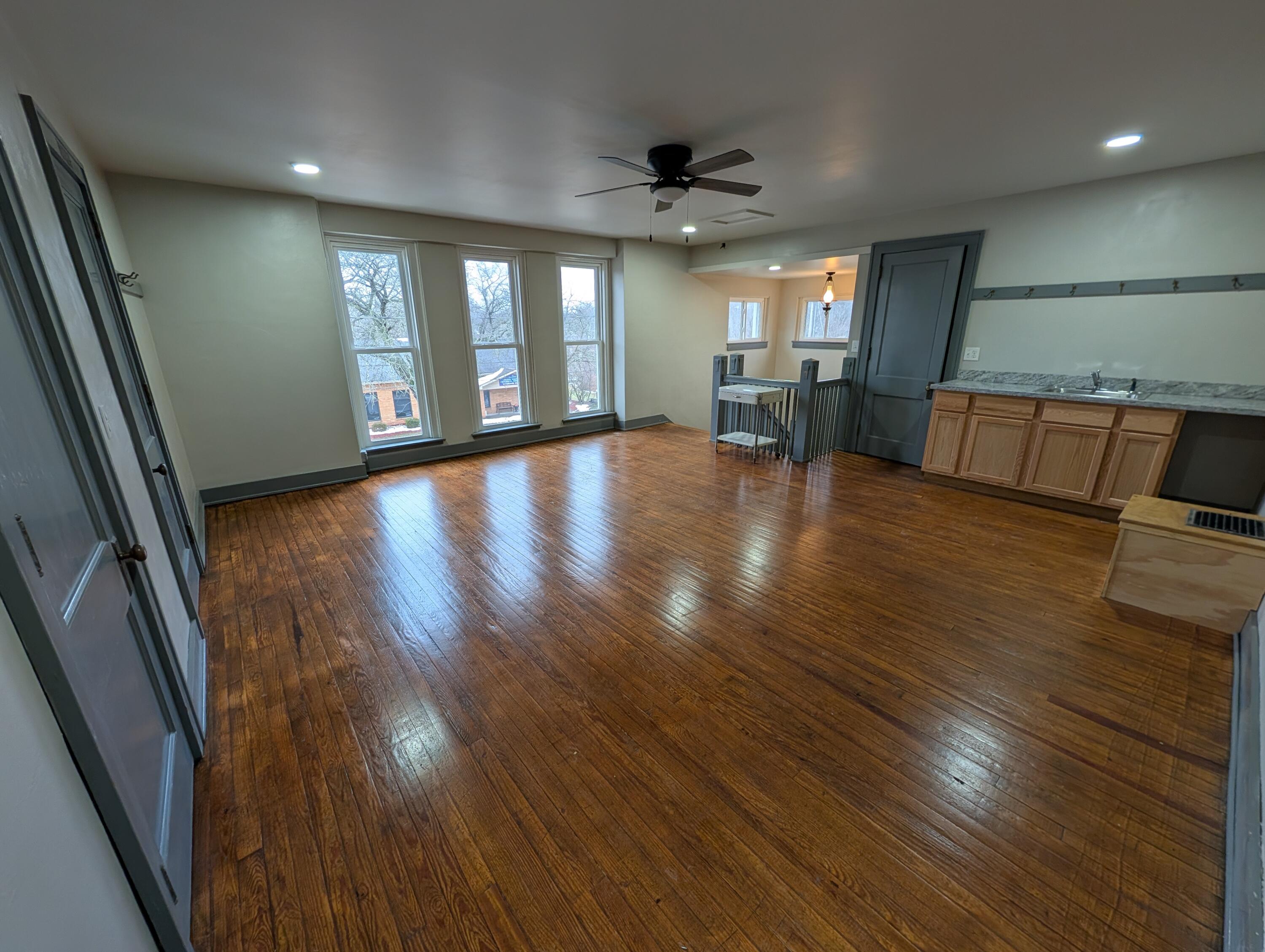 94 N Union Street Property Photo 27