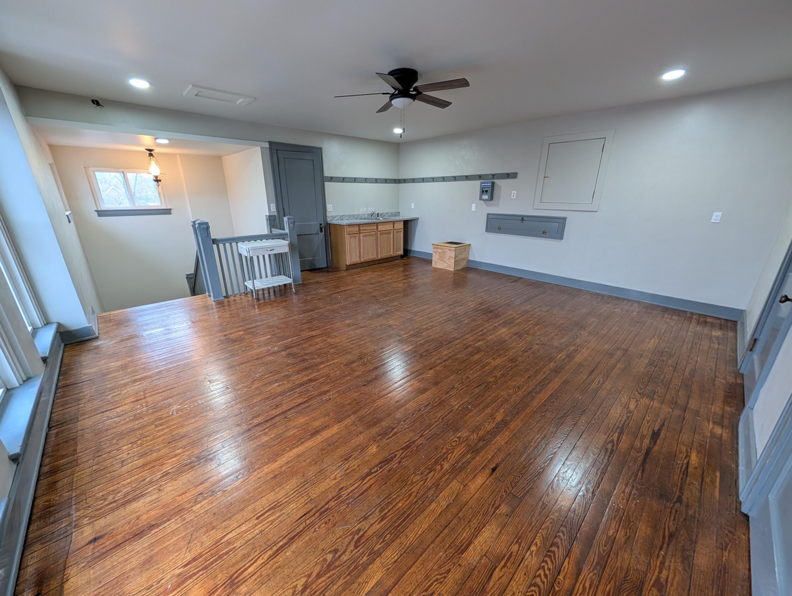 94 N Union Street Property Photo 28