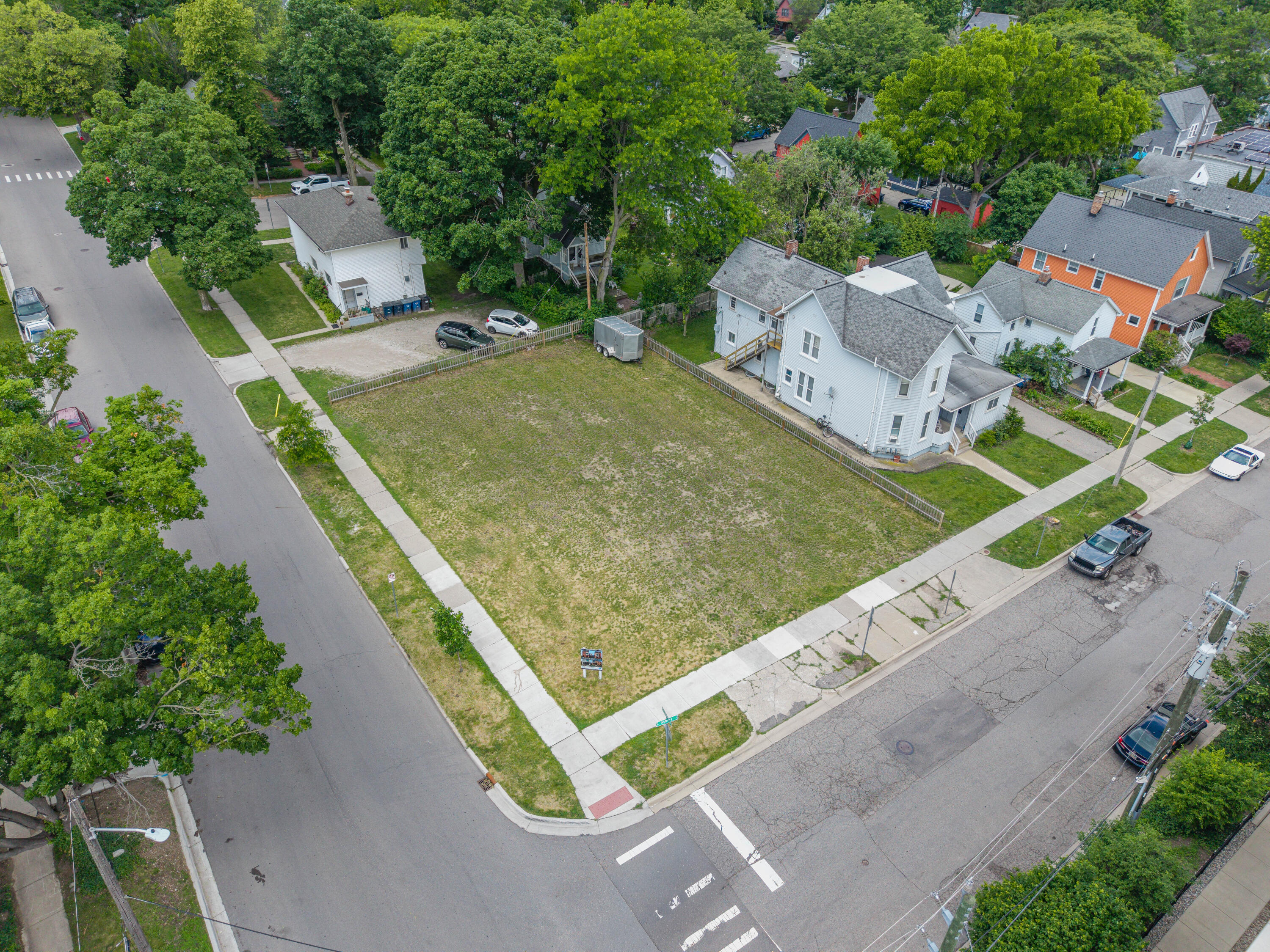 636 S Ashley Street Property Photo 19