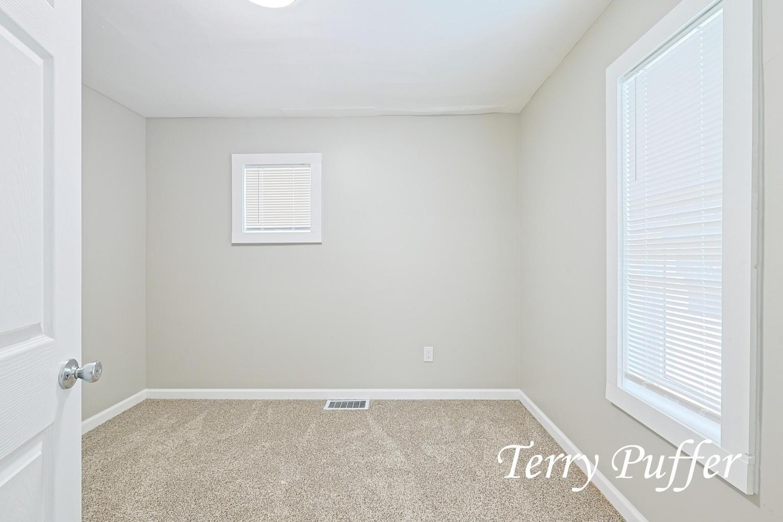 3025 Waalkes Street Property Photo 9