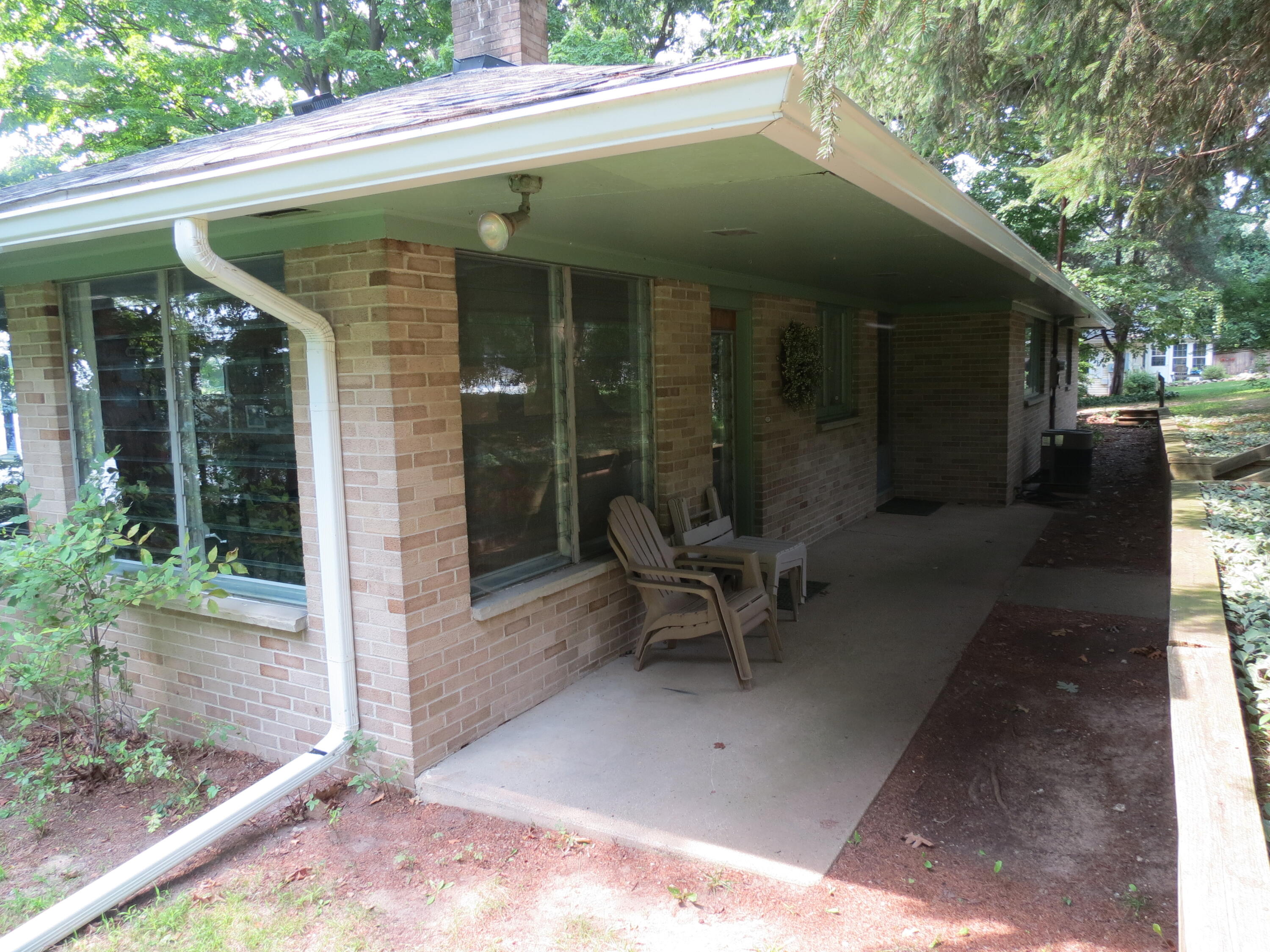 890 White Lake Road Property Photo 6