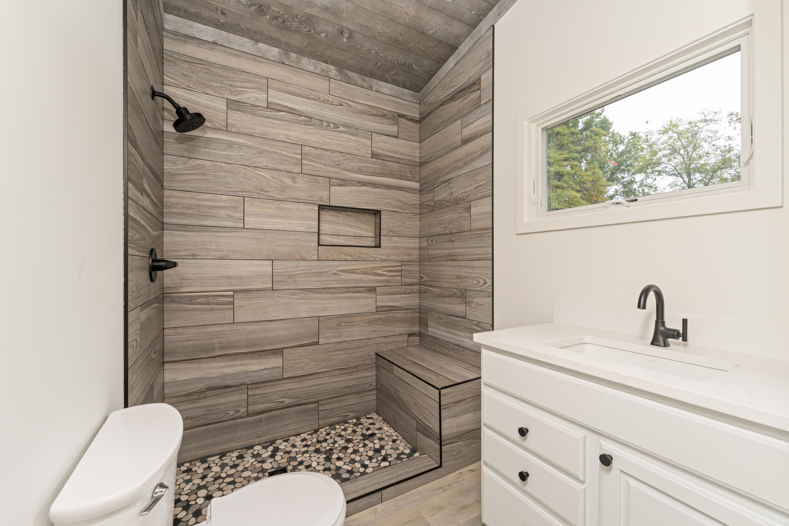 50 E Baseline Road Property Photo 8