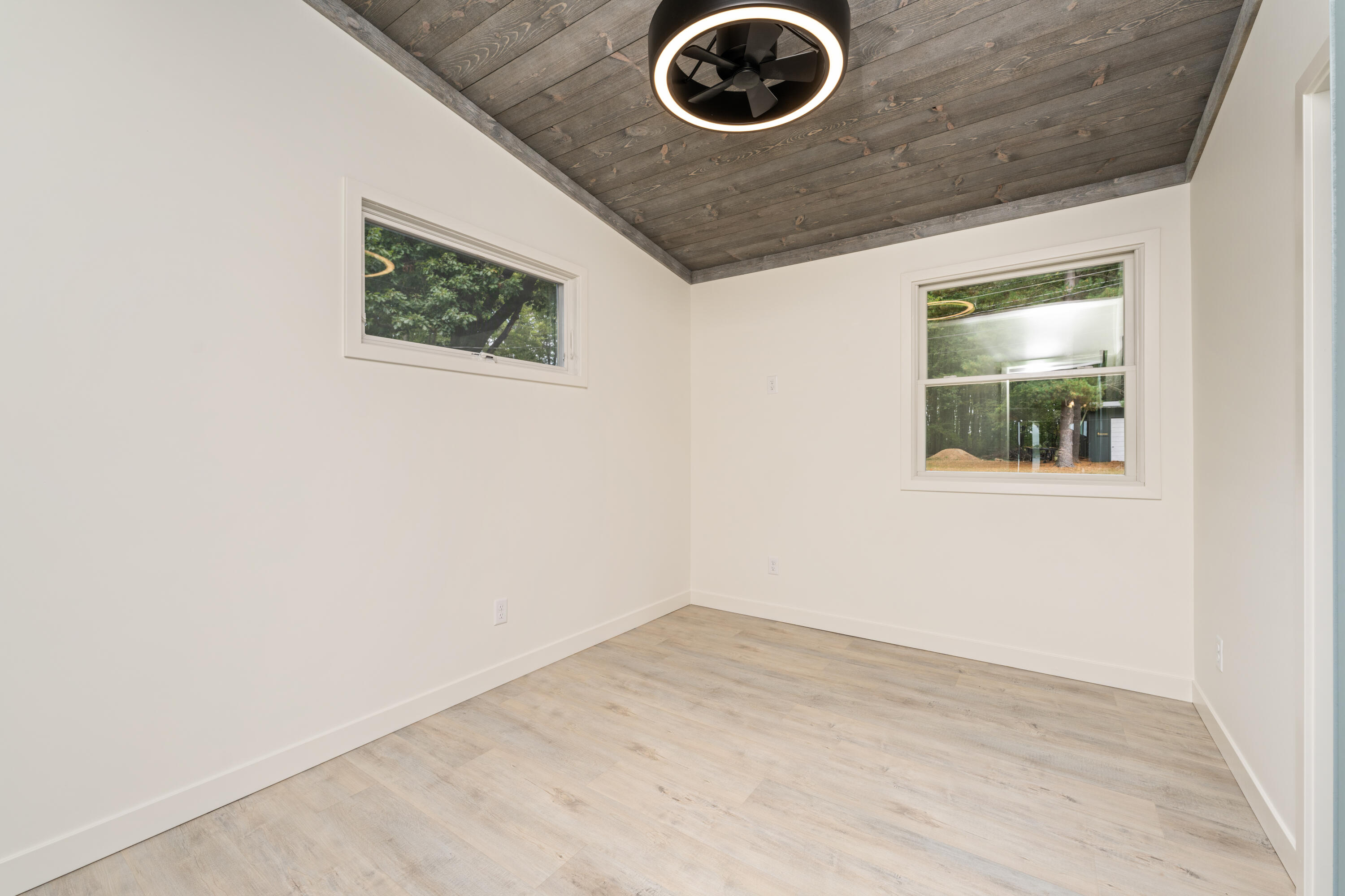 50 E Baseline Road Property Photo 13