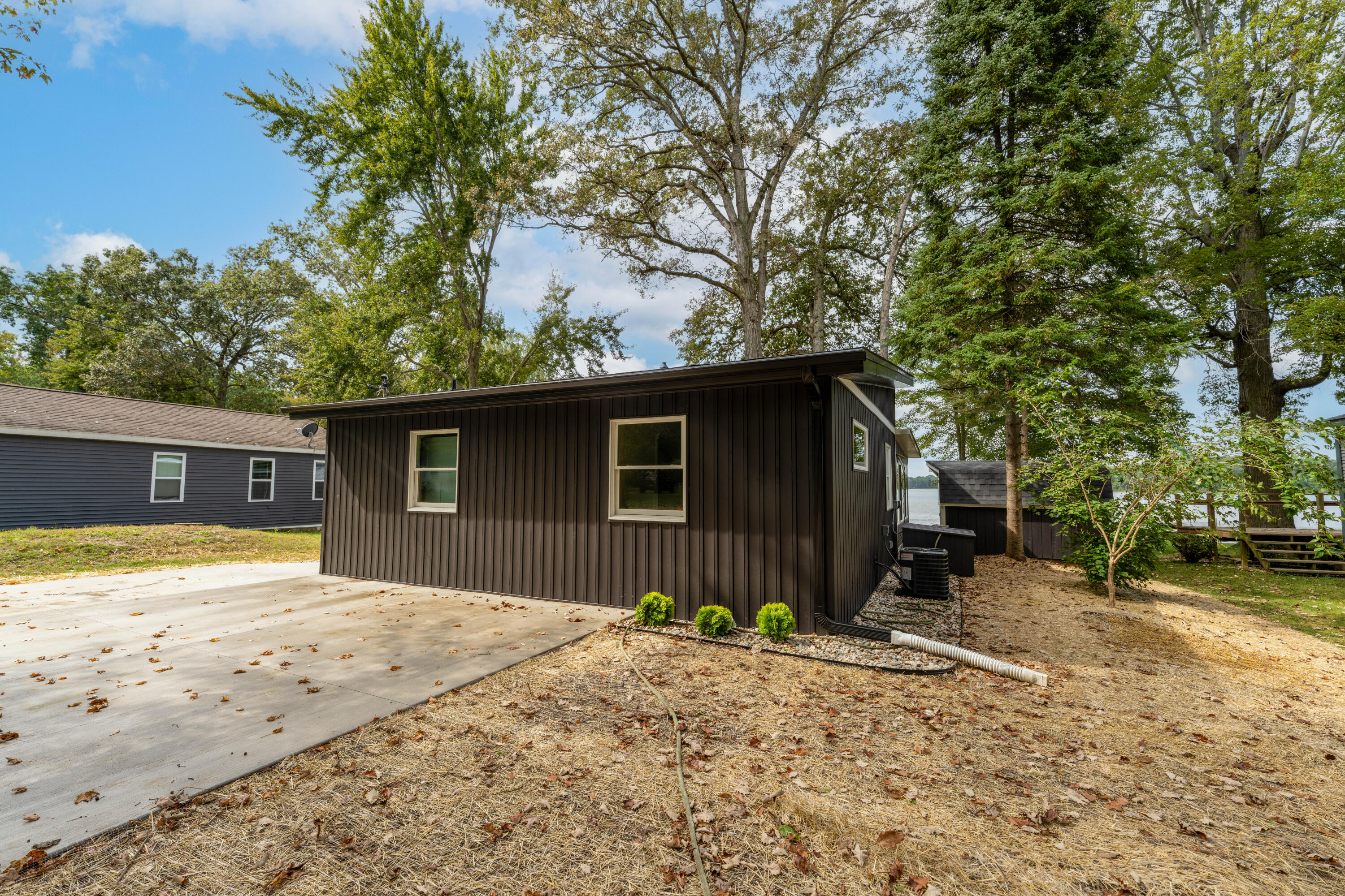 50 E Baseline Road Property Photo 21