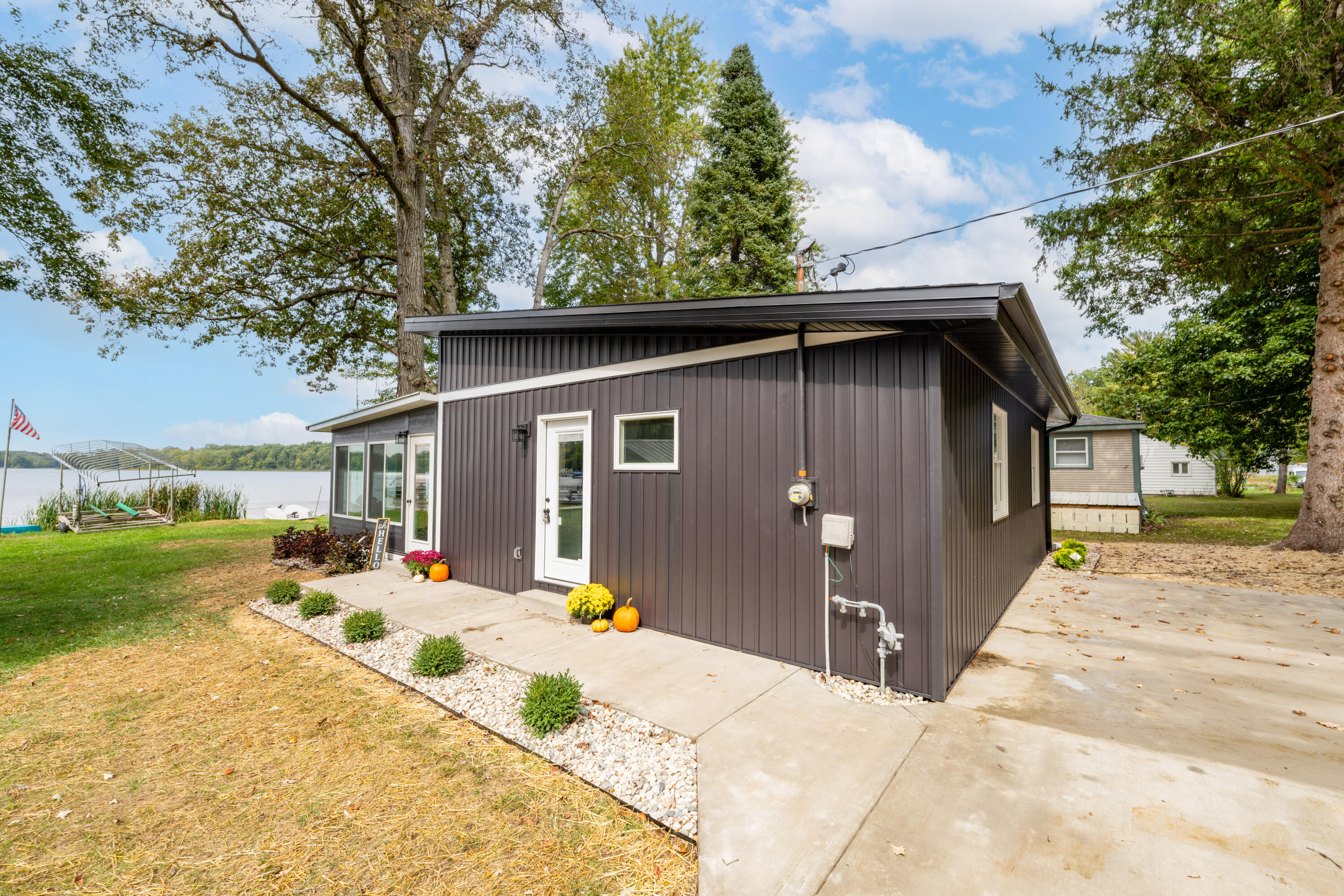 50 E Baseline Road Property Photo 23