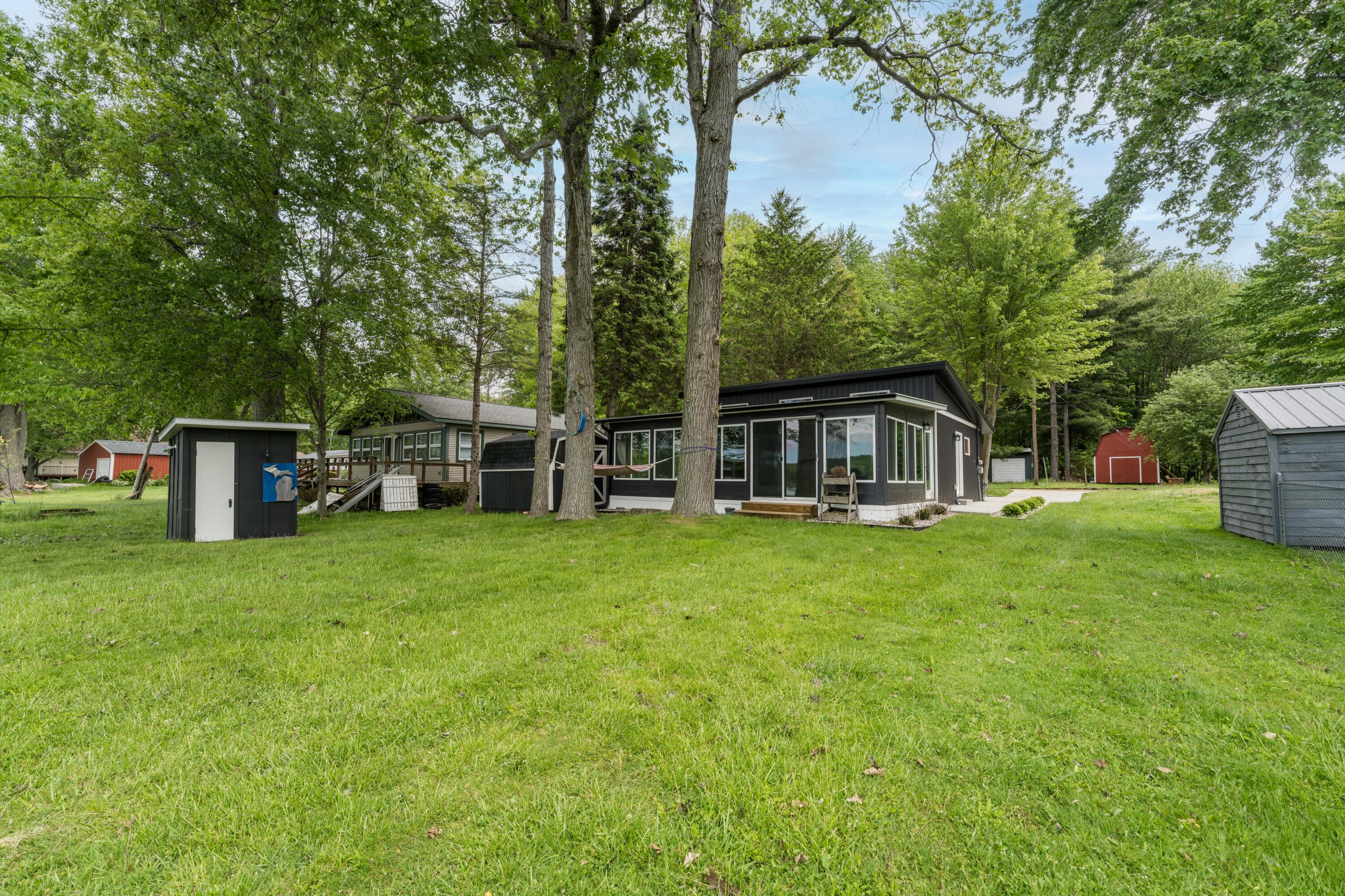 50 E Baseline Road Property Photo 48