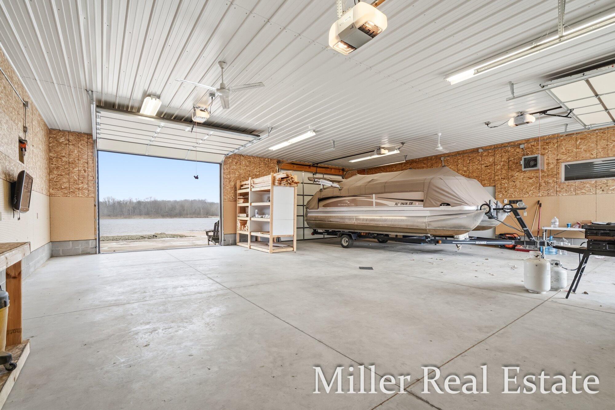 153 Sunset Drive Property Photo 8