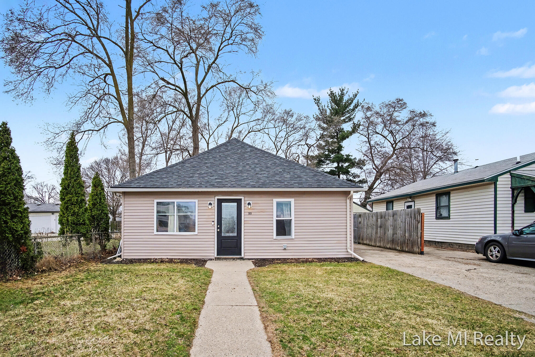 3809 Jefferson Avenue Se Property Photo 1