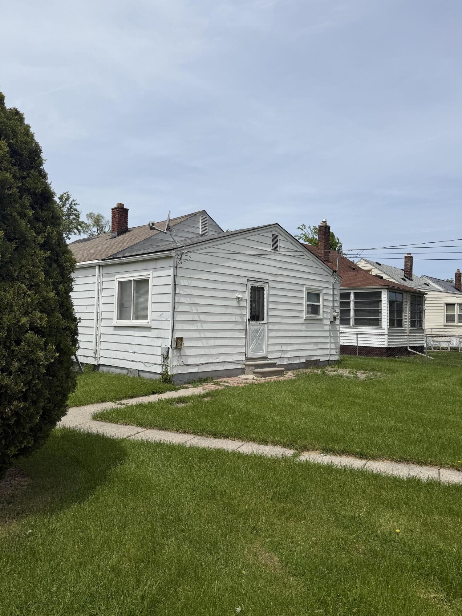 21706 Rausch Avenue Property Photo 3
