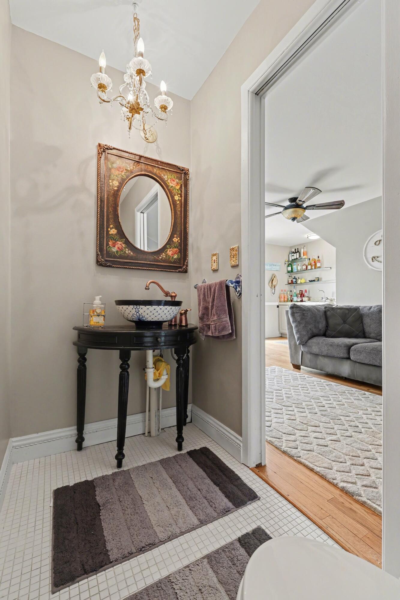 7128 Lazy Lane Property Photo 5