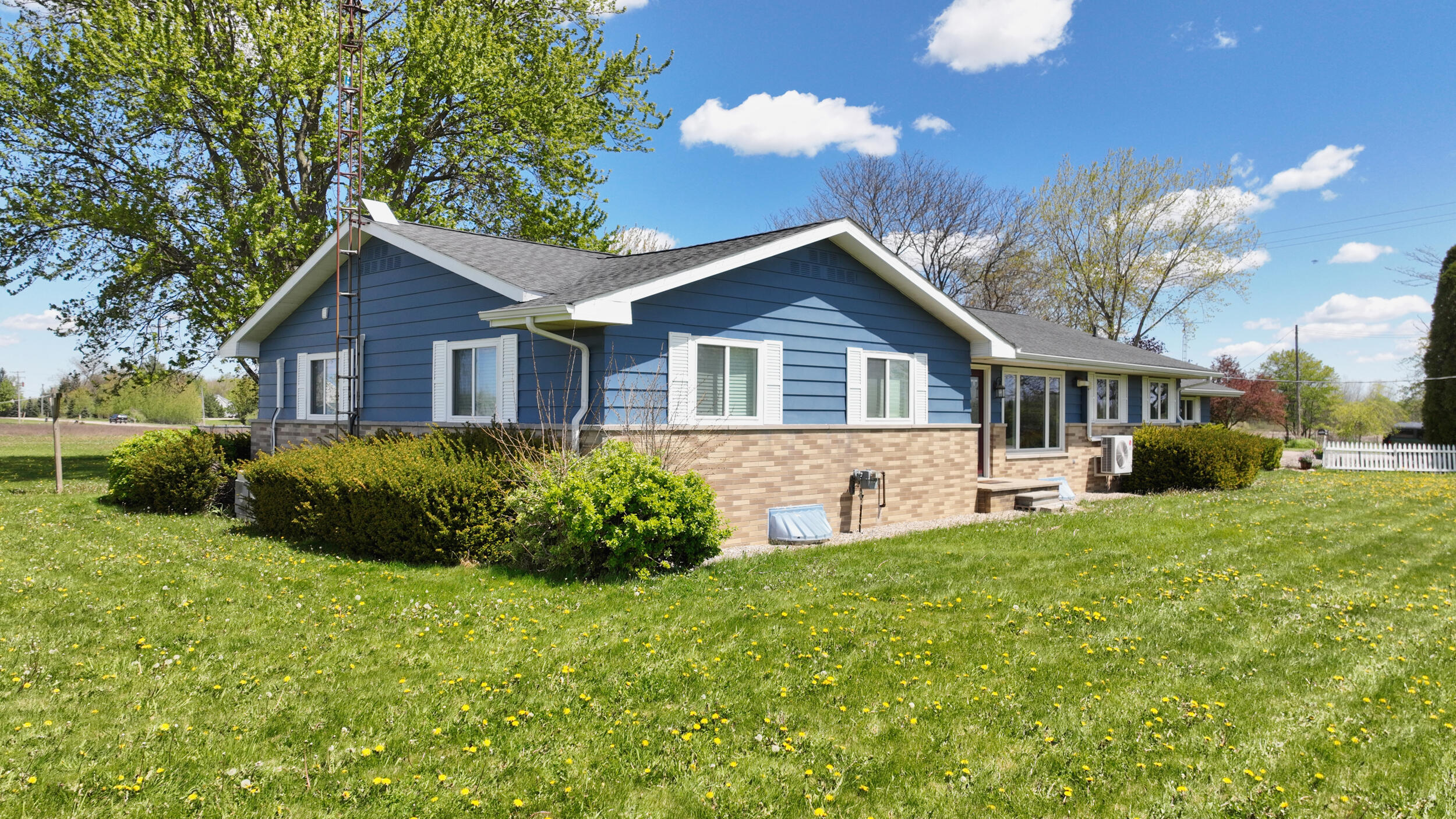 91 N Doran Road Property Photo 6