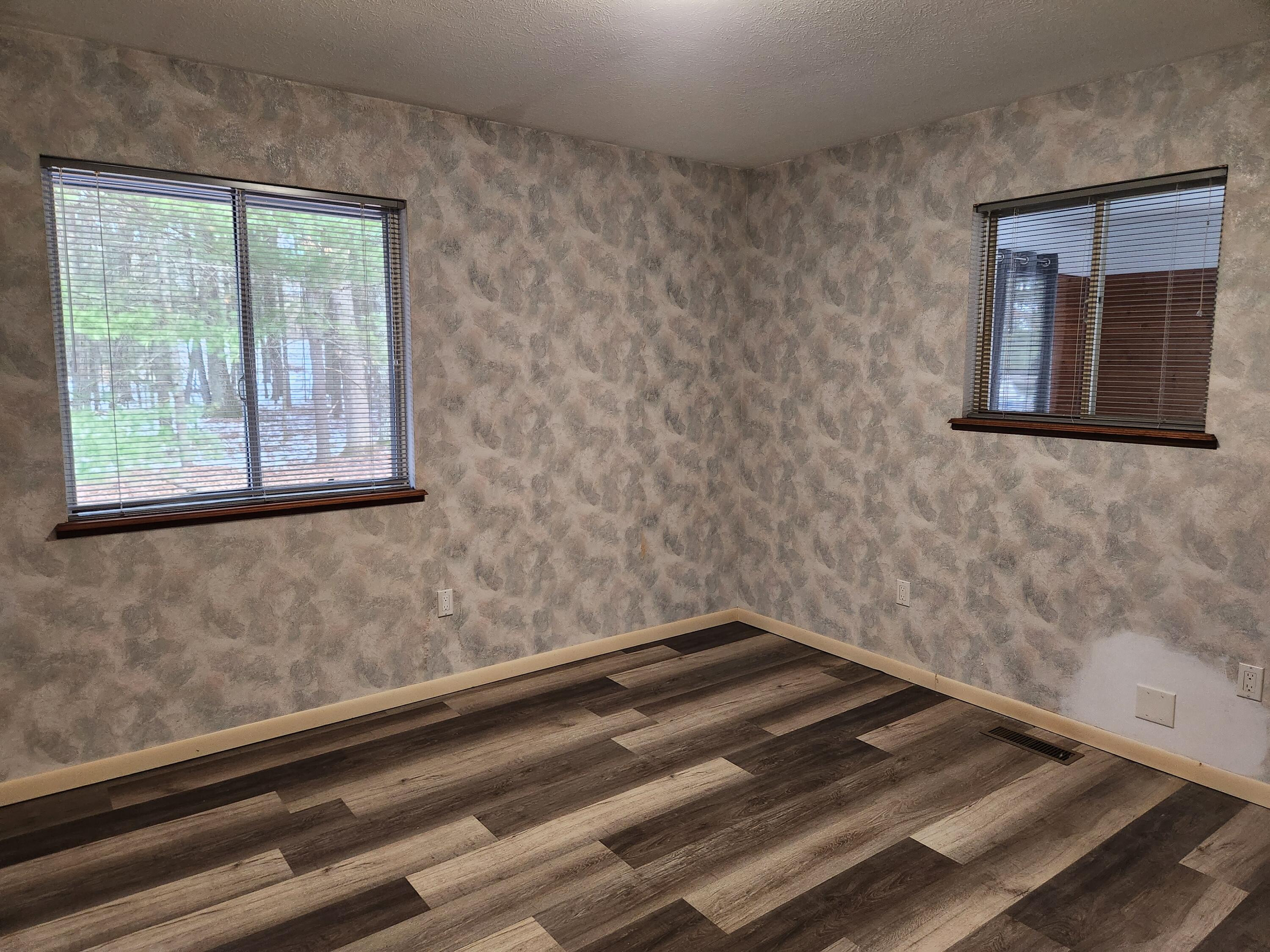 1041 Wolf Lake Drive Property Photo 13
