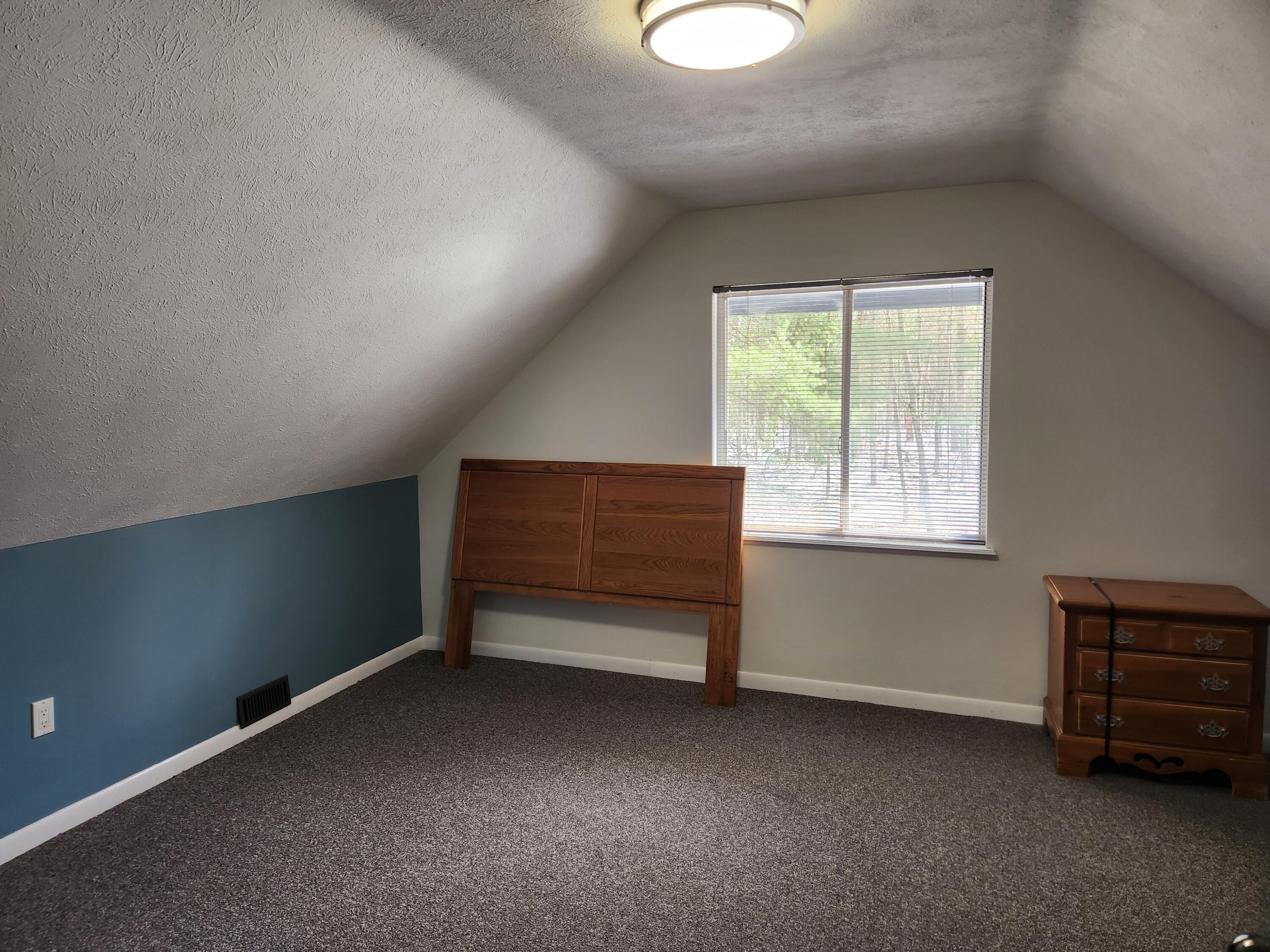 1041 Wolf Lake Drive Property Photo 19