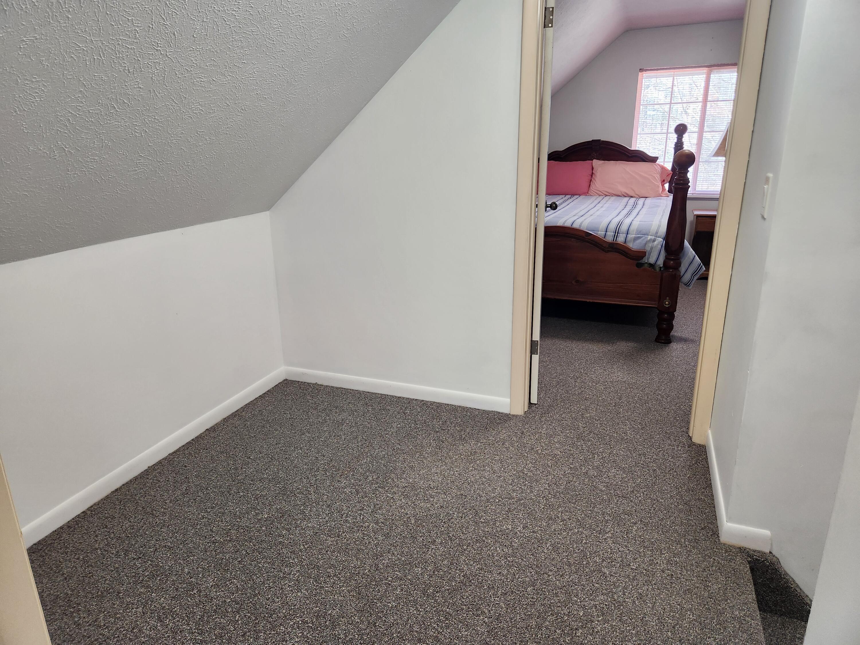 1041 Wolf Lake Drive Property Photo 21