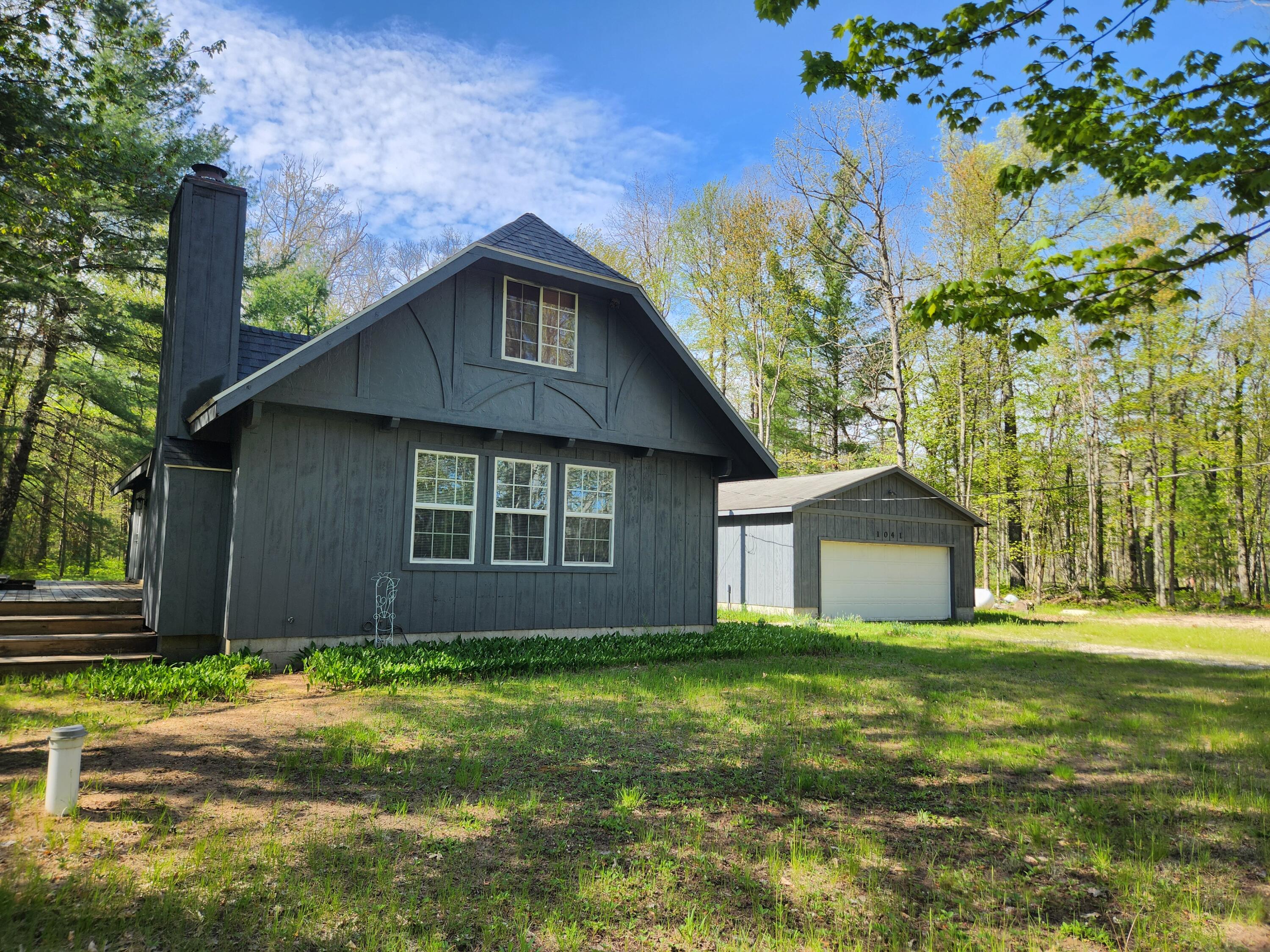 1041 Wolf Lake Drive Property Photo 33