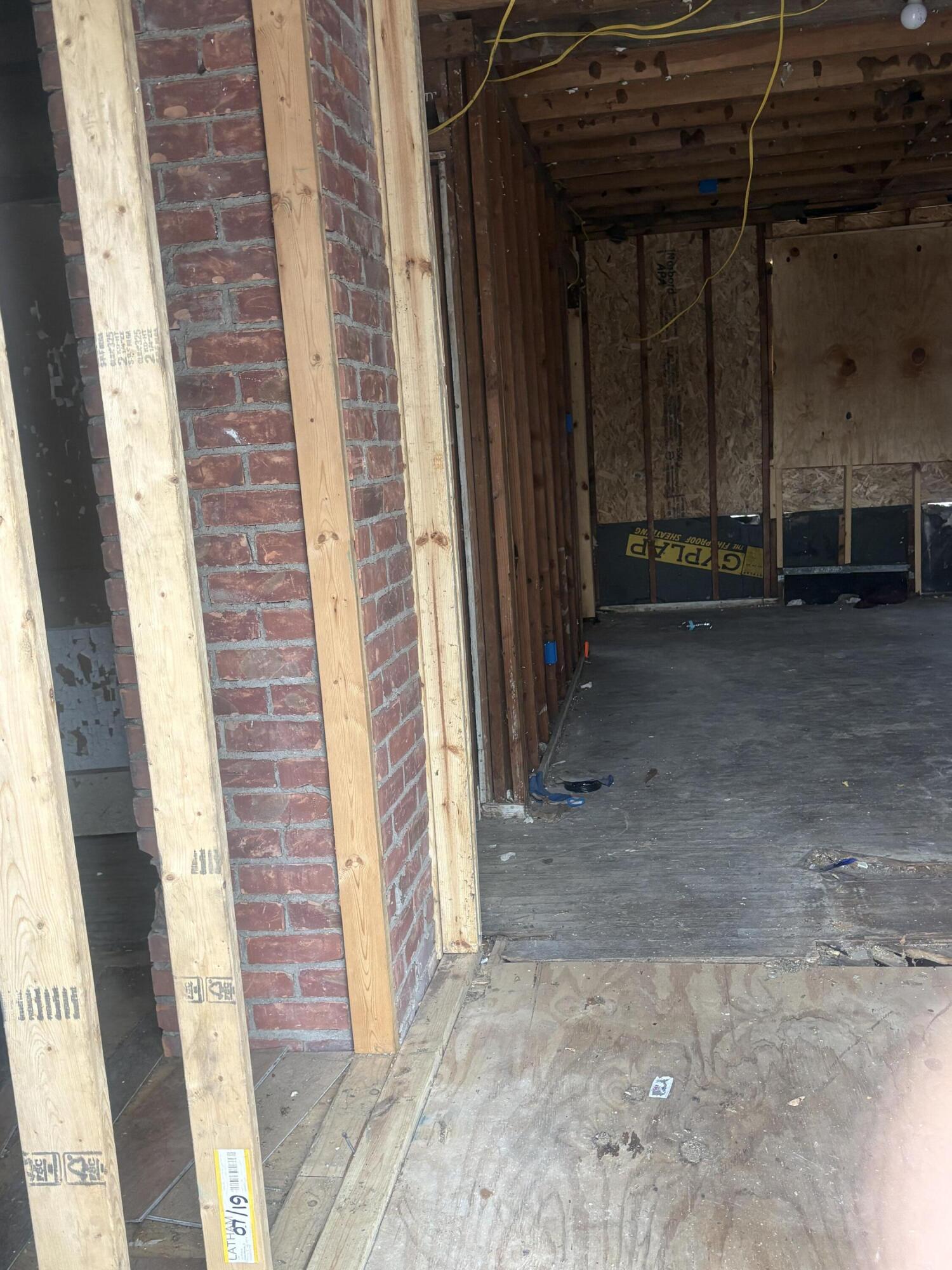 20020 Hickory Street Property Photo 3