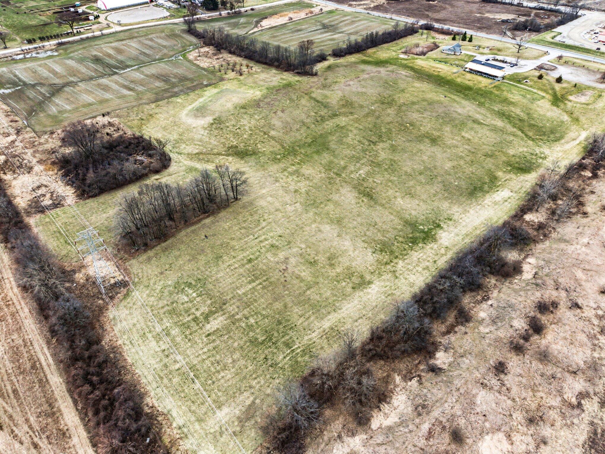 2735 S Zeeb Road Property Photo 26