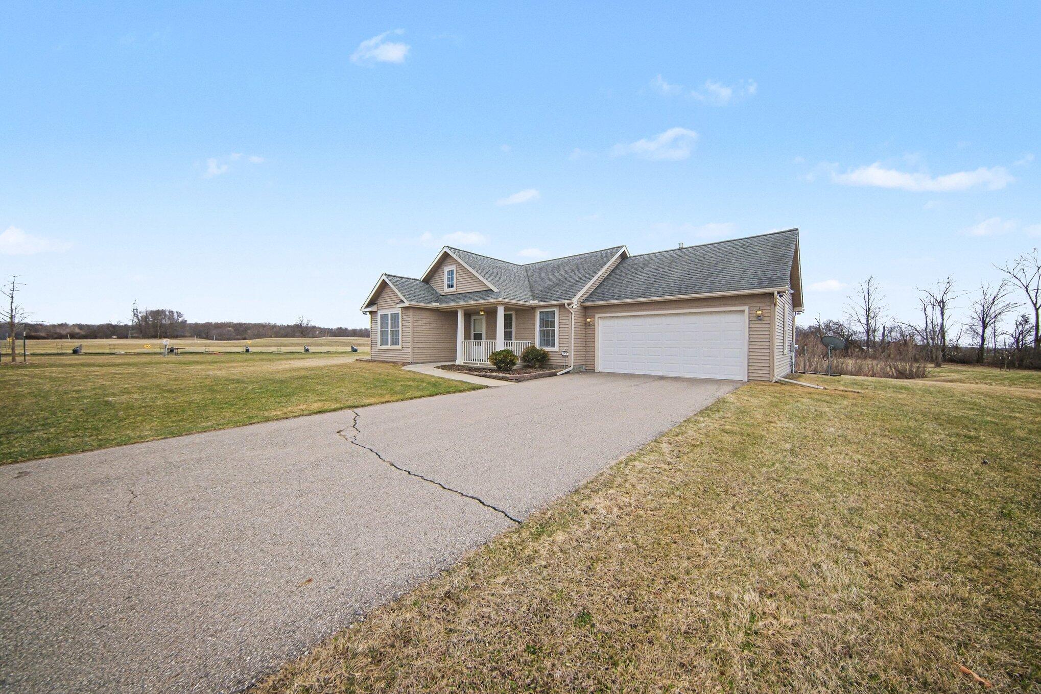 2735 S Zeeb Road Property Photo 31