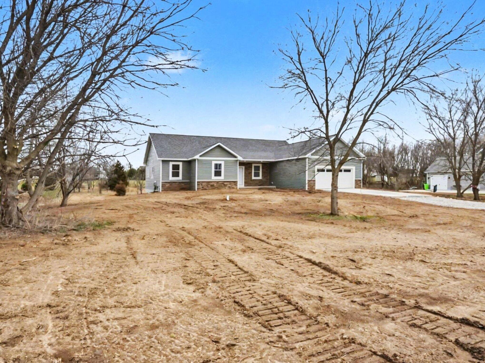 1311 Northwind Drive Property Photo 4