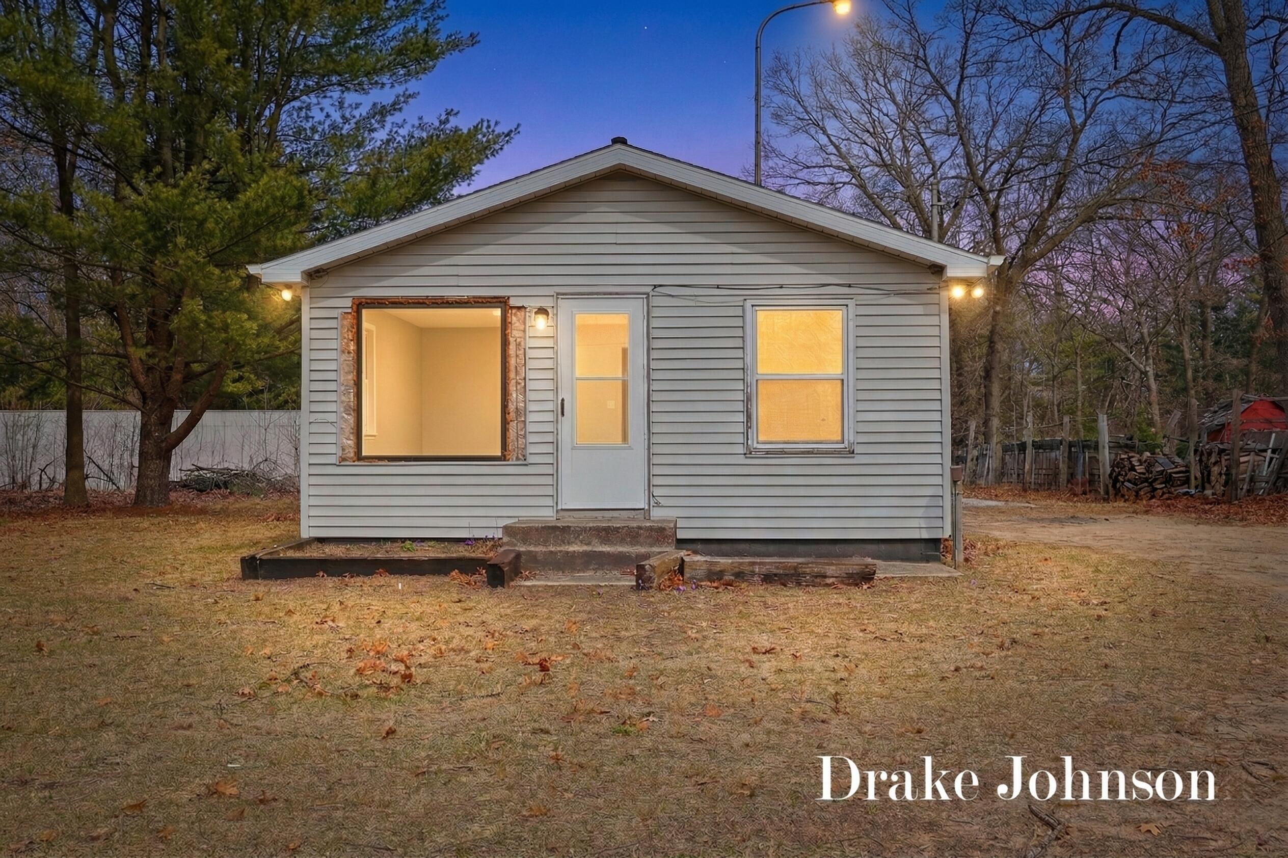 26011769 Property Photo 1