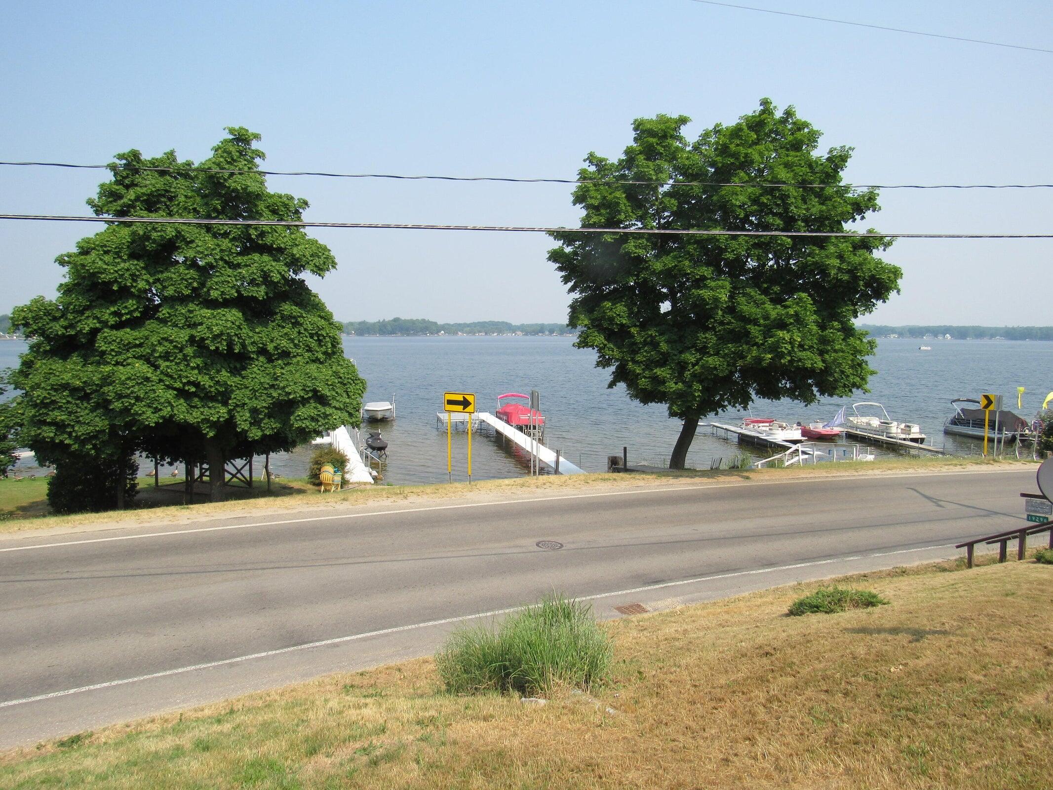 19276 4th Street Property Photo 45