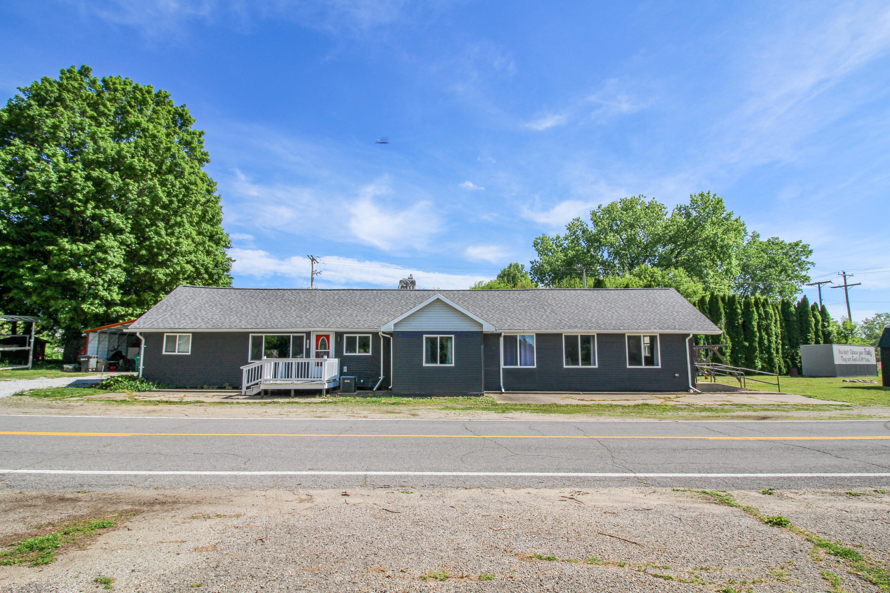 12039 Bair Lake Street Property Photo 1