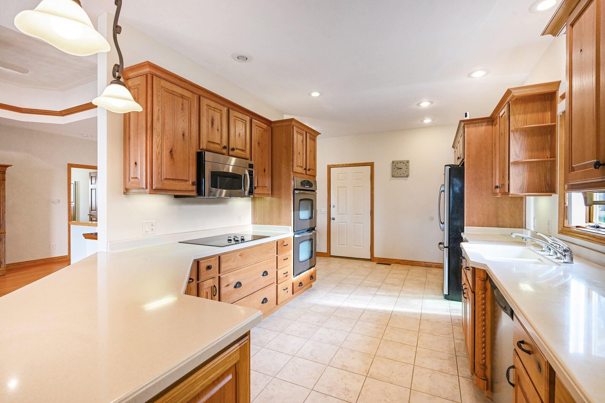 48855 Howard Drive Property Photo 19