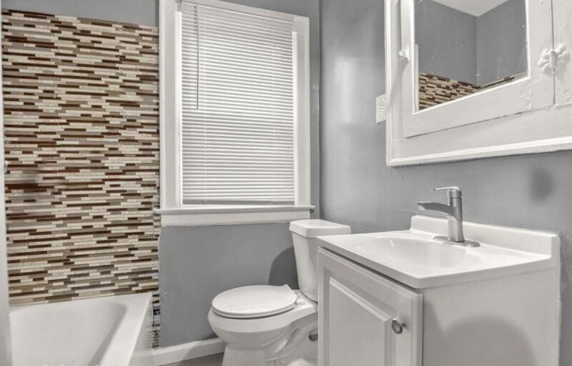 13851 Liberal Street Property Photo 5