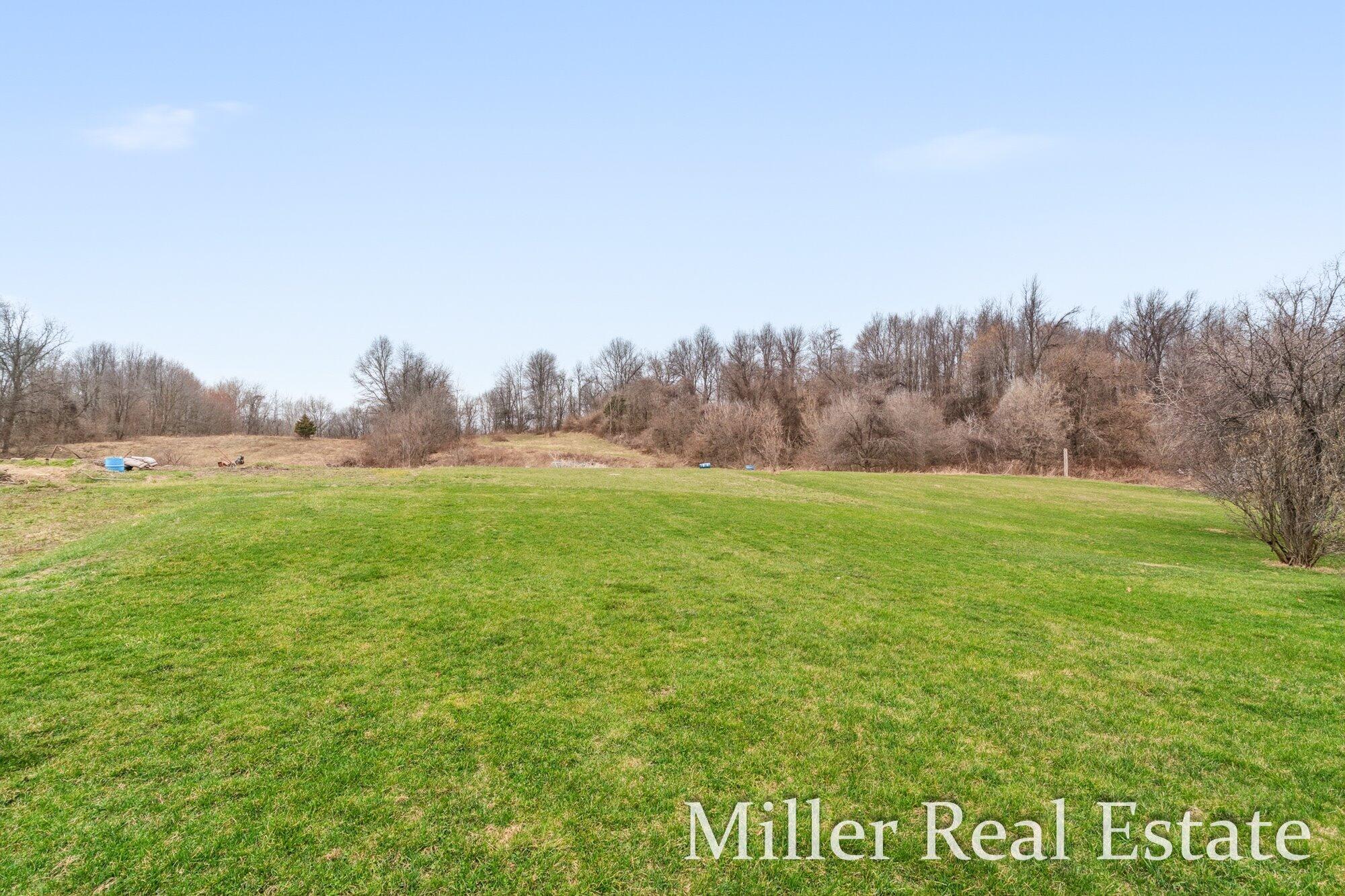 6130 Gurd Road Property Photo 29