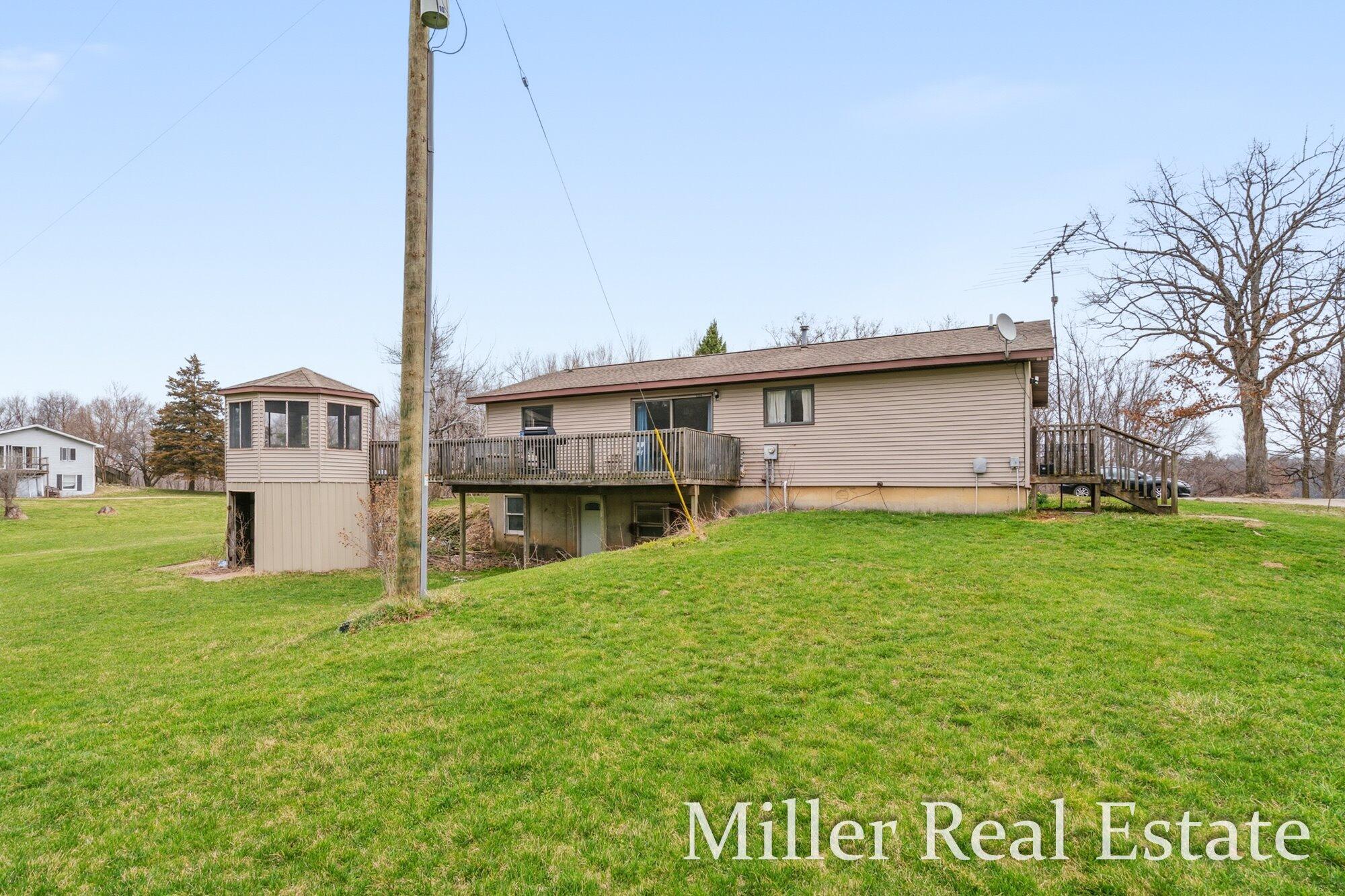 6130 Gurd Road Property Photo 30