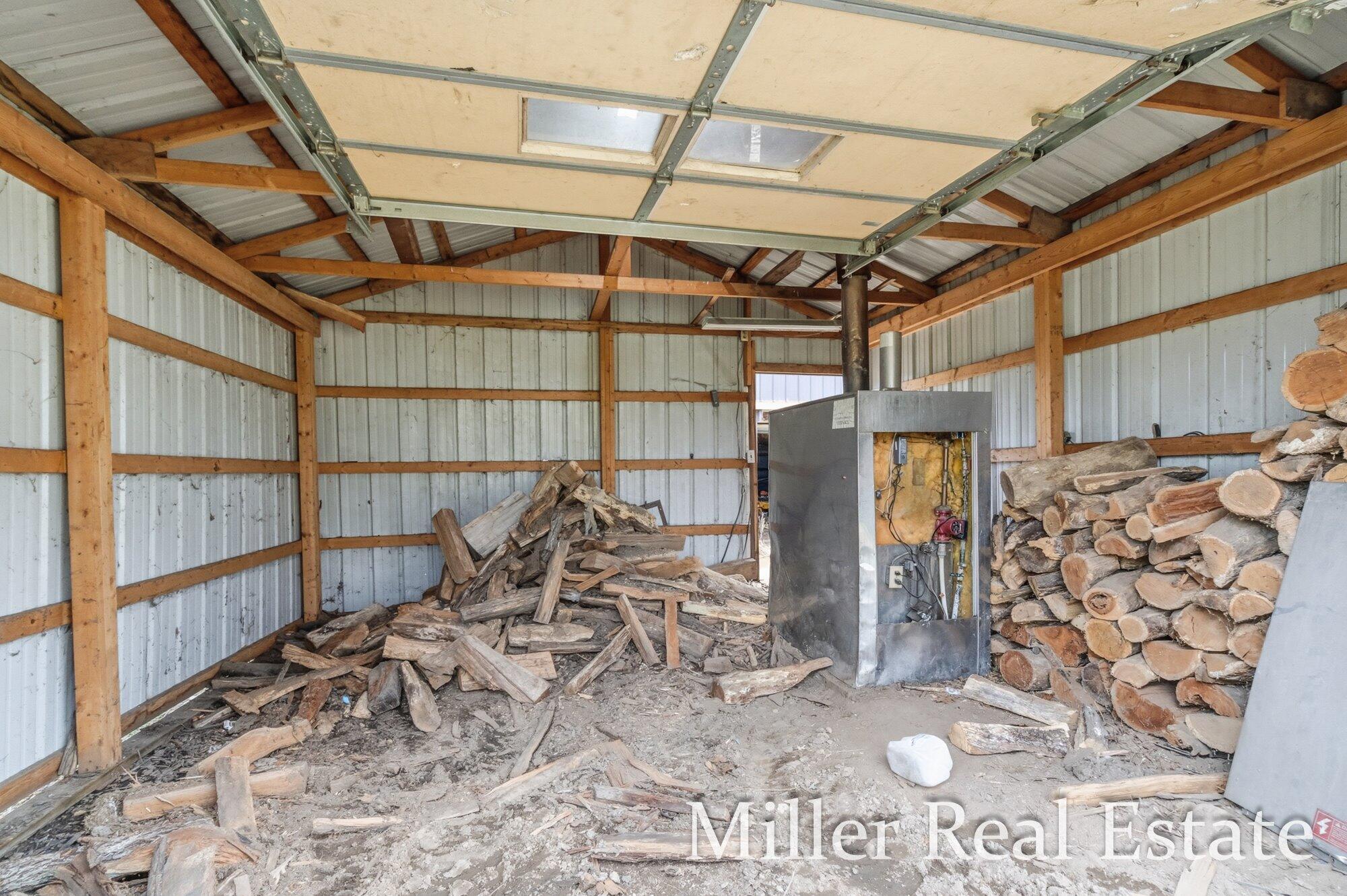 6130 Gurd Road Property Photo 35