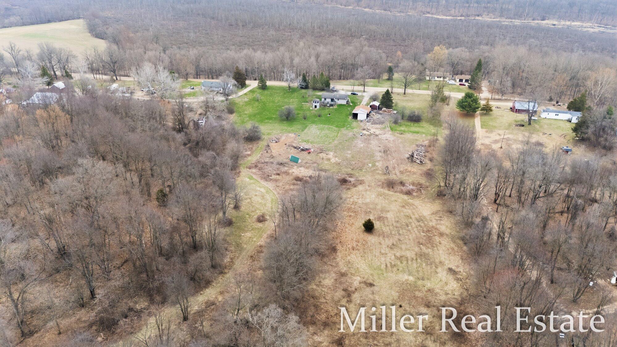 6130 Gurd Road Property Photo 40