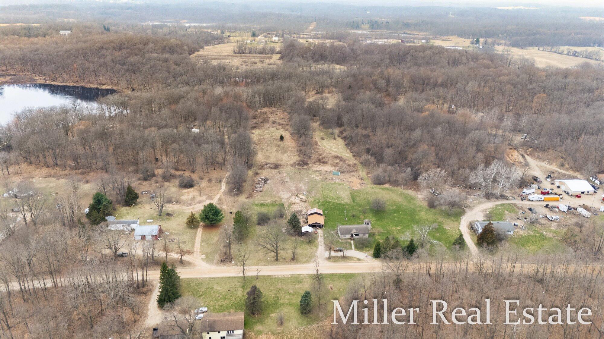 6130 Gurd Road Property Photo 42