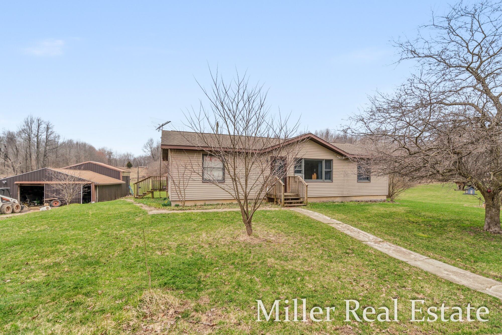 6130 Gurd Road Property Photo 44