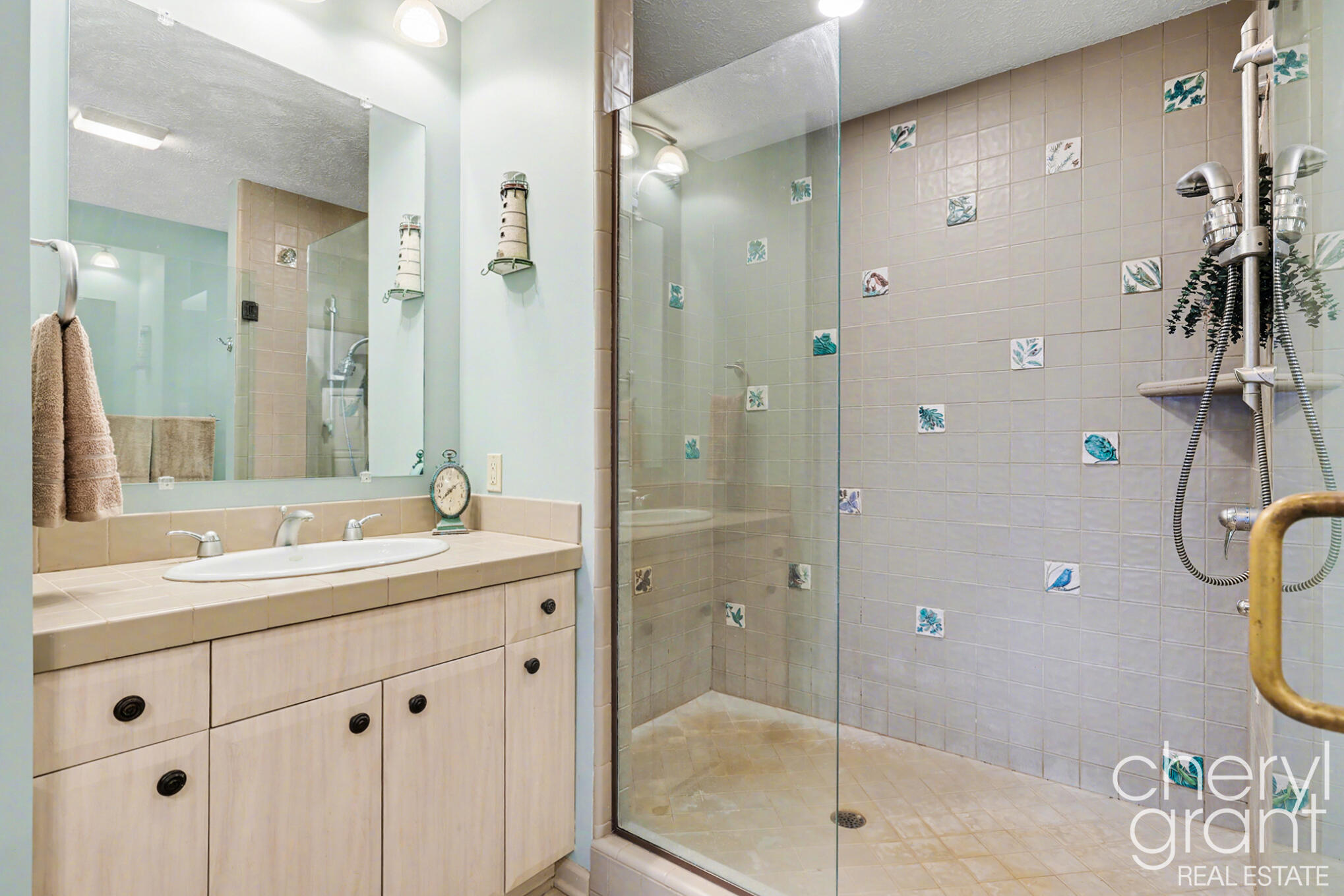 7022 Strawberry Lane Property Photo 22