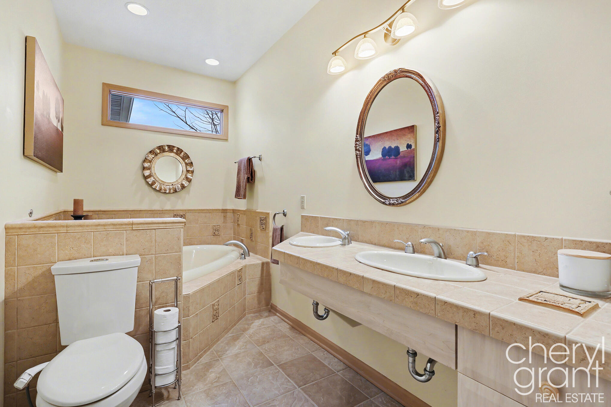 7022 Strawberry Lane Property Photo 33