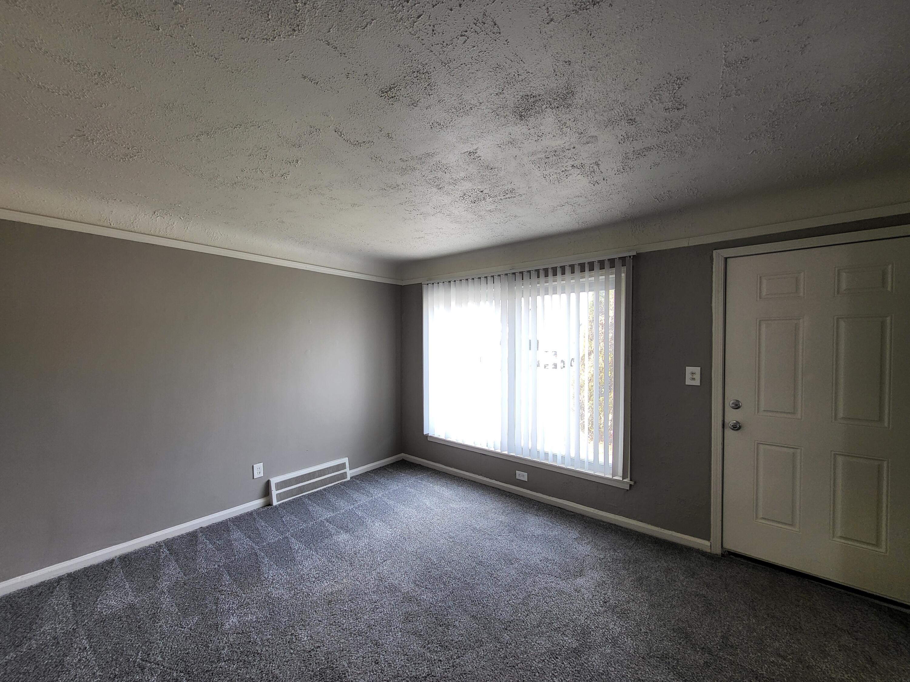 4177 Hubbard Avenue Property Photo 4