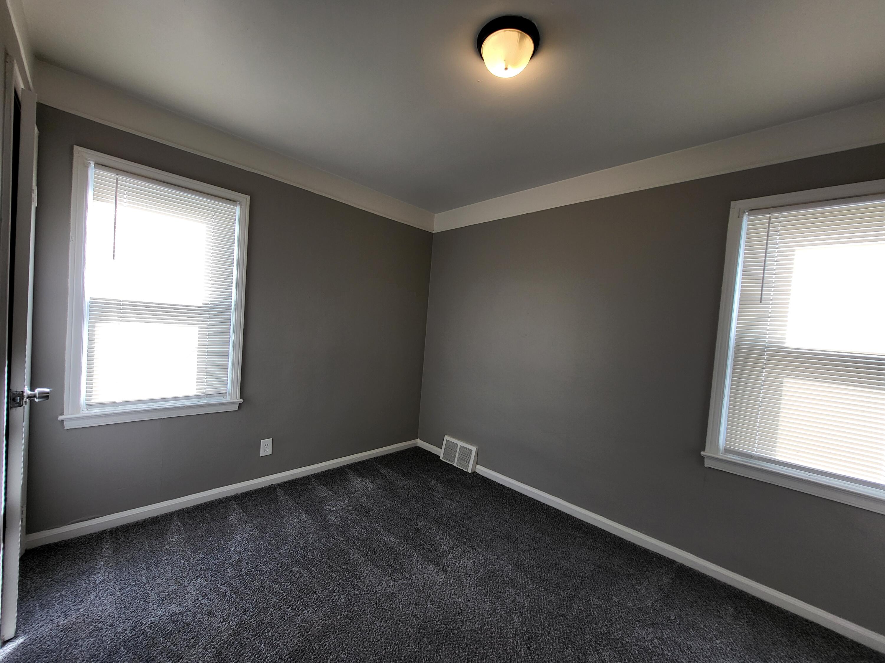 4177 Hubbard Avenue Property Photo 9