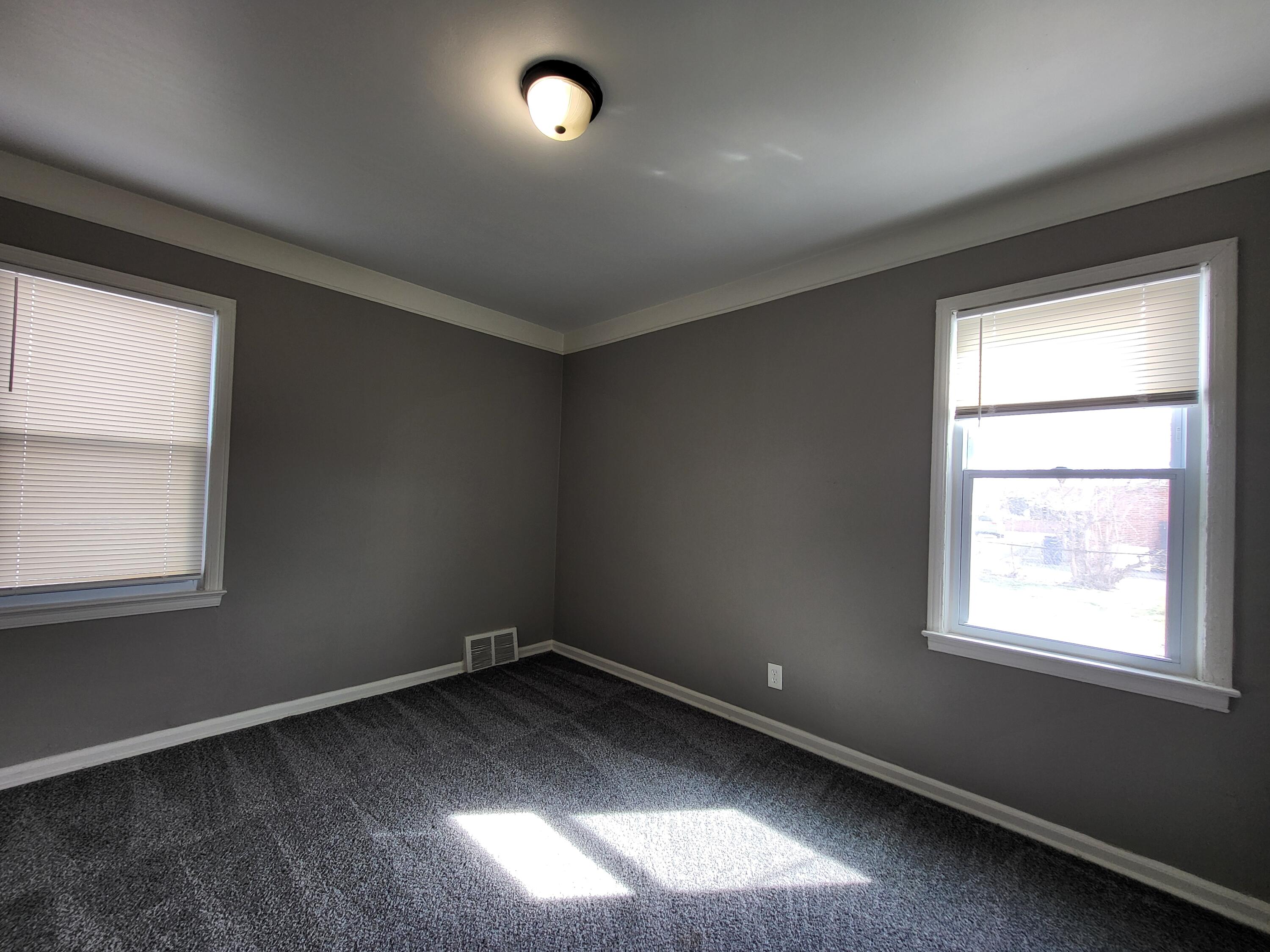 4177 Hubbard Avenue Property Photo 10