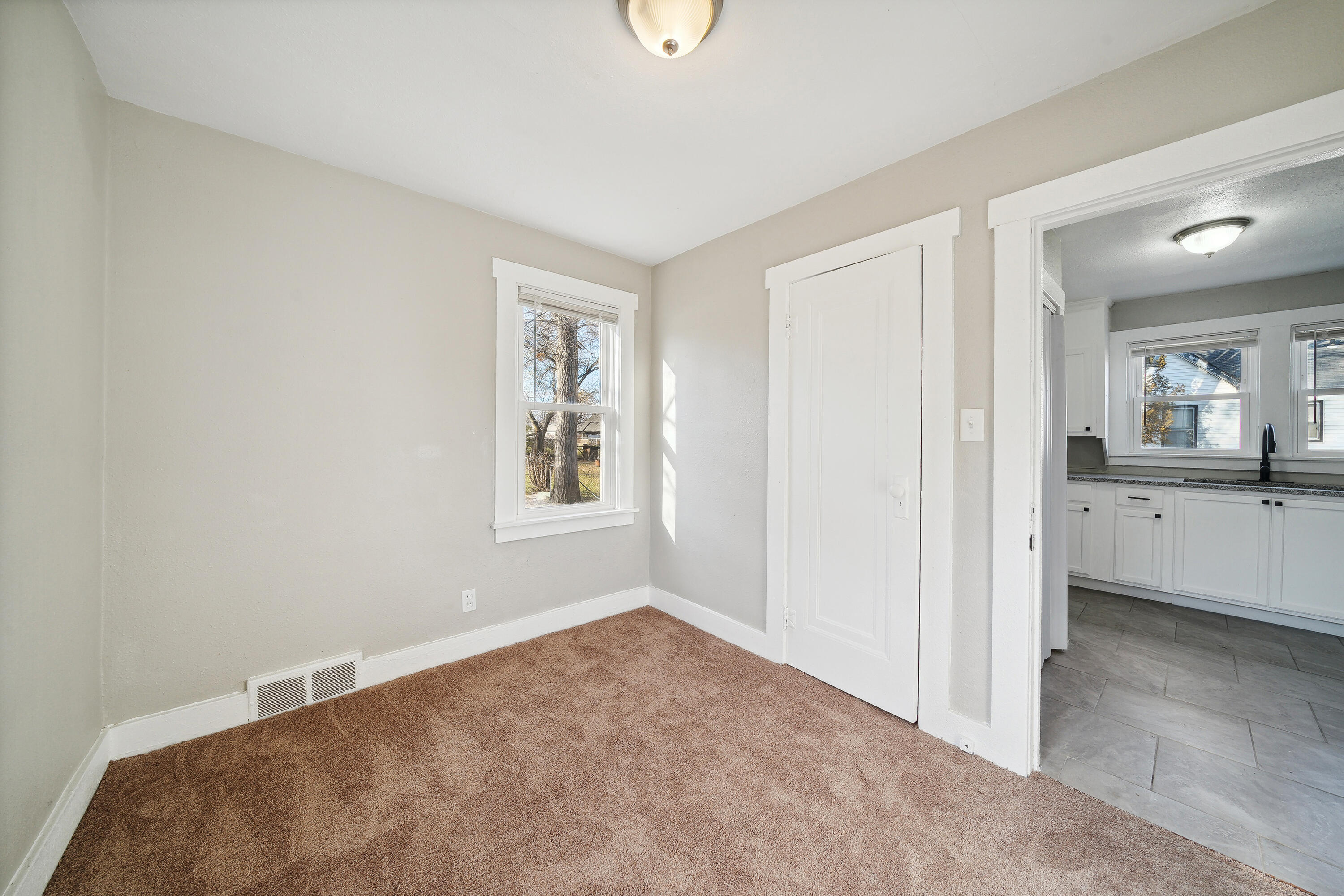 20035 Santa Barbara Drive Property Photo 15