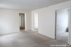 293 N 3rd Avenue Property Photo 7